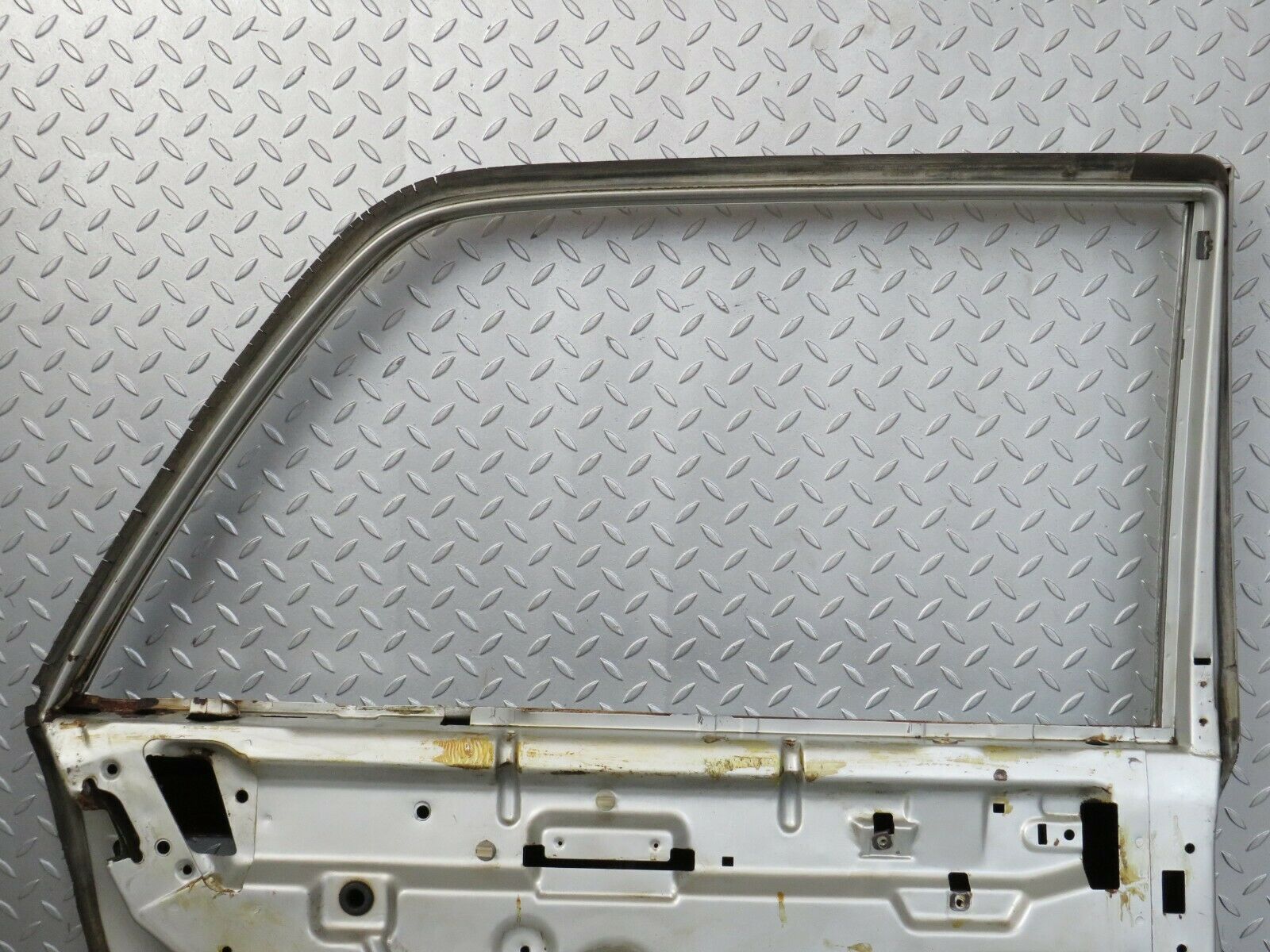 23274 Mercedes-Benz W116 350SE Rear Left Door