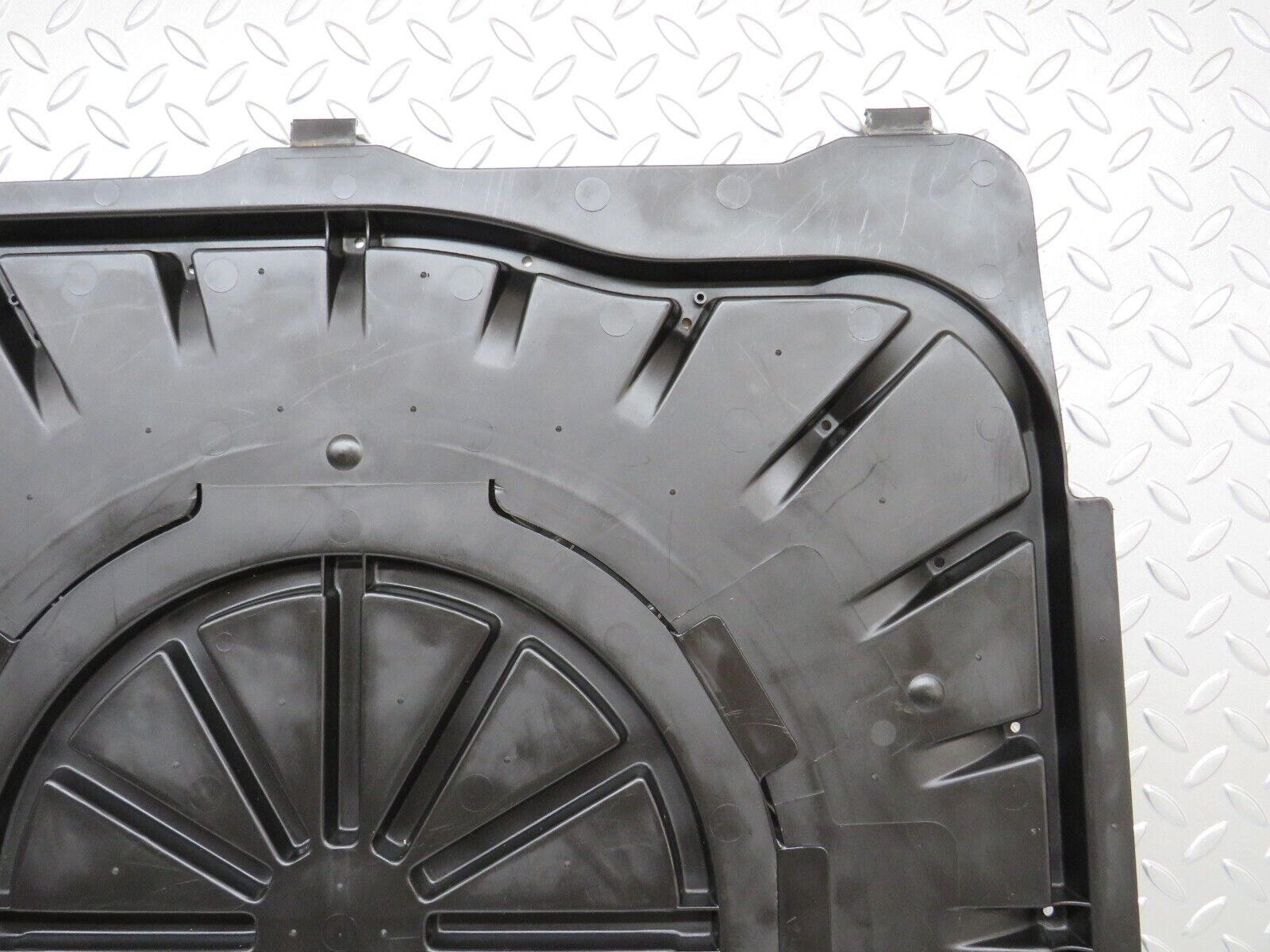 25744 Mercedes-Benz W124 280E Spare Wheel Cover 1246934533