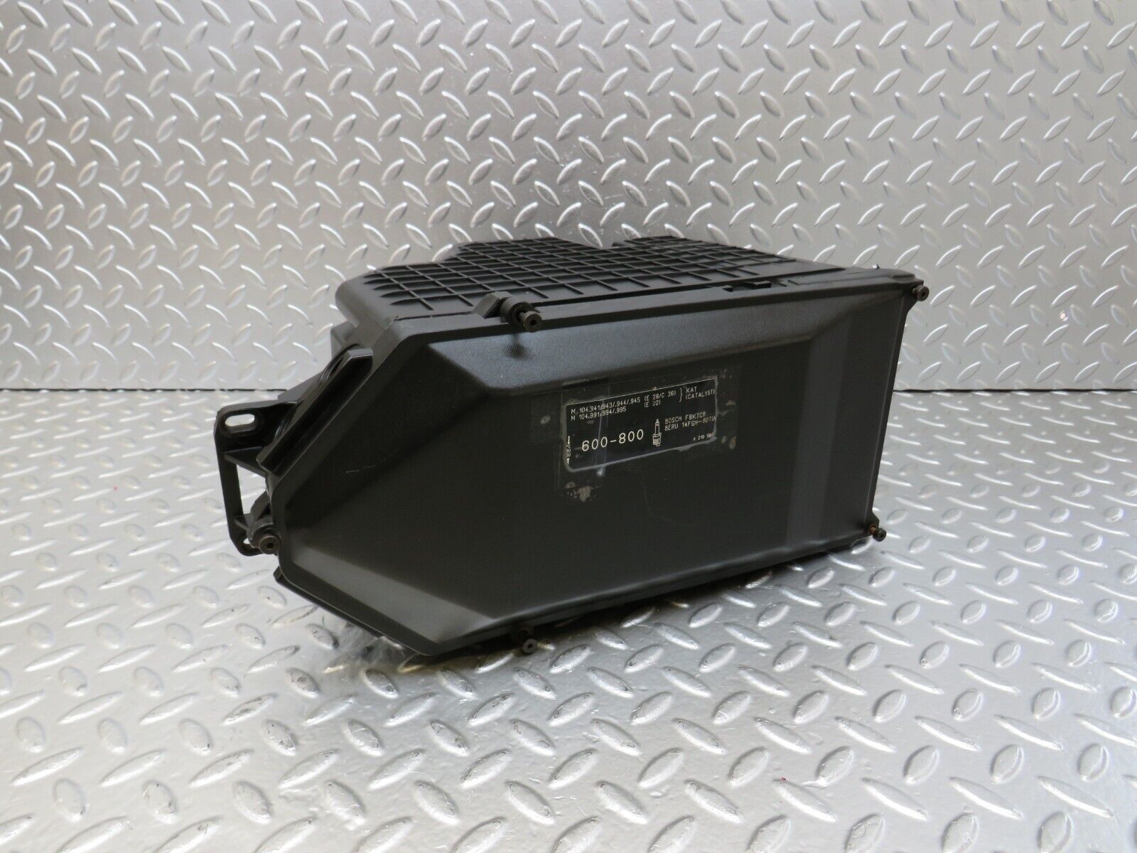 24721 Mercedes-Benz W140 S320 ECU Control Unit Housing 1405401524