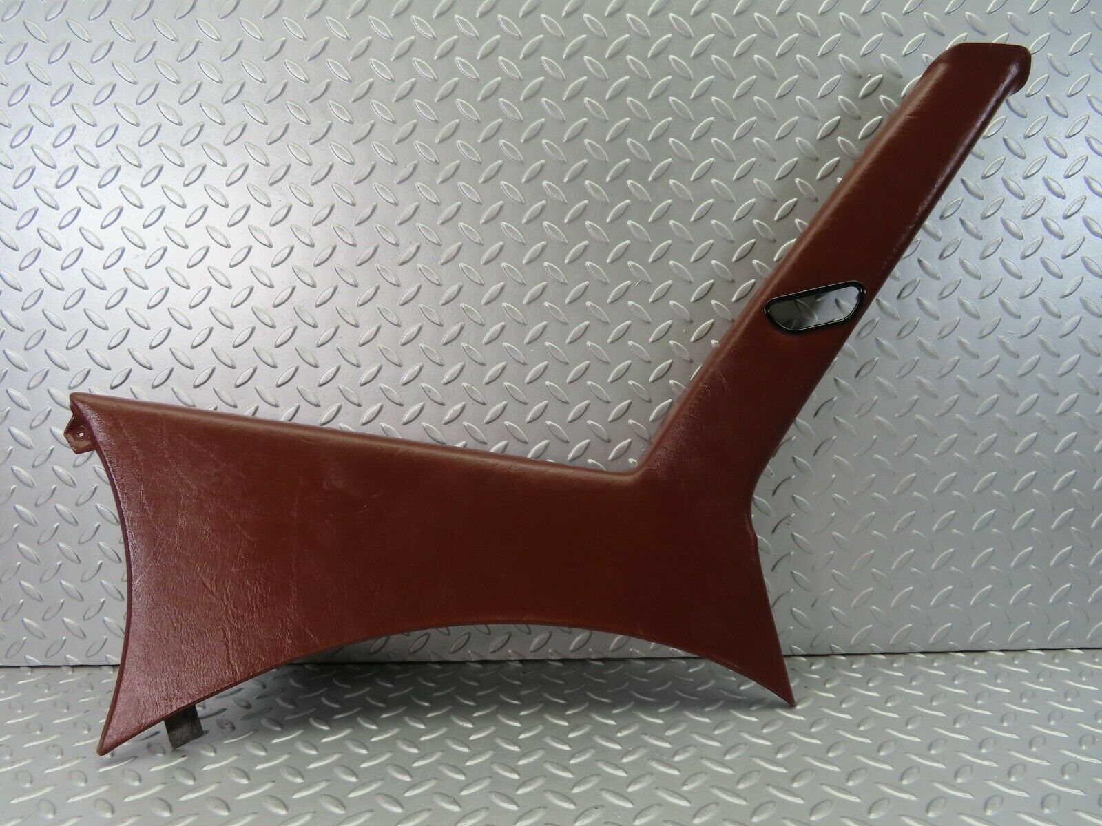 7495 Mercedes-Benz S123 230TE Wagon C Pillar Cover Trim Left