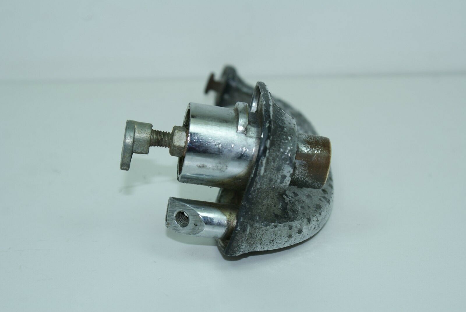 2069 Mercedes-Benz W105 219 PONTON Rear Left Door Handle