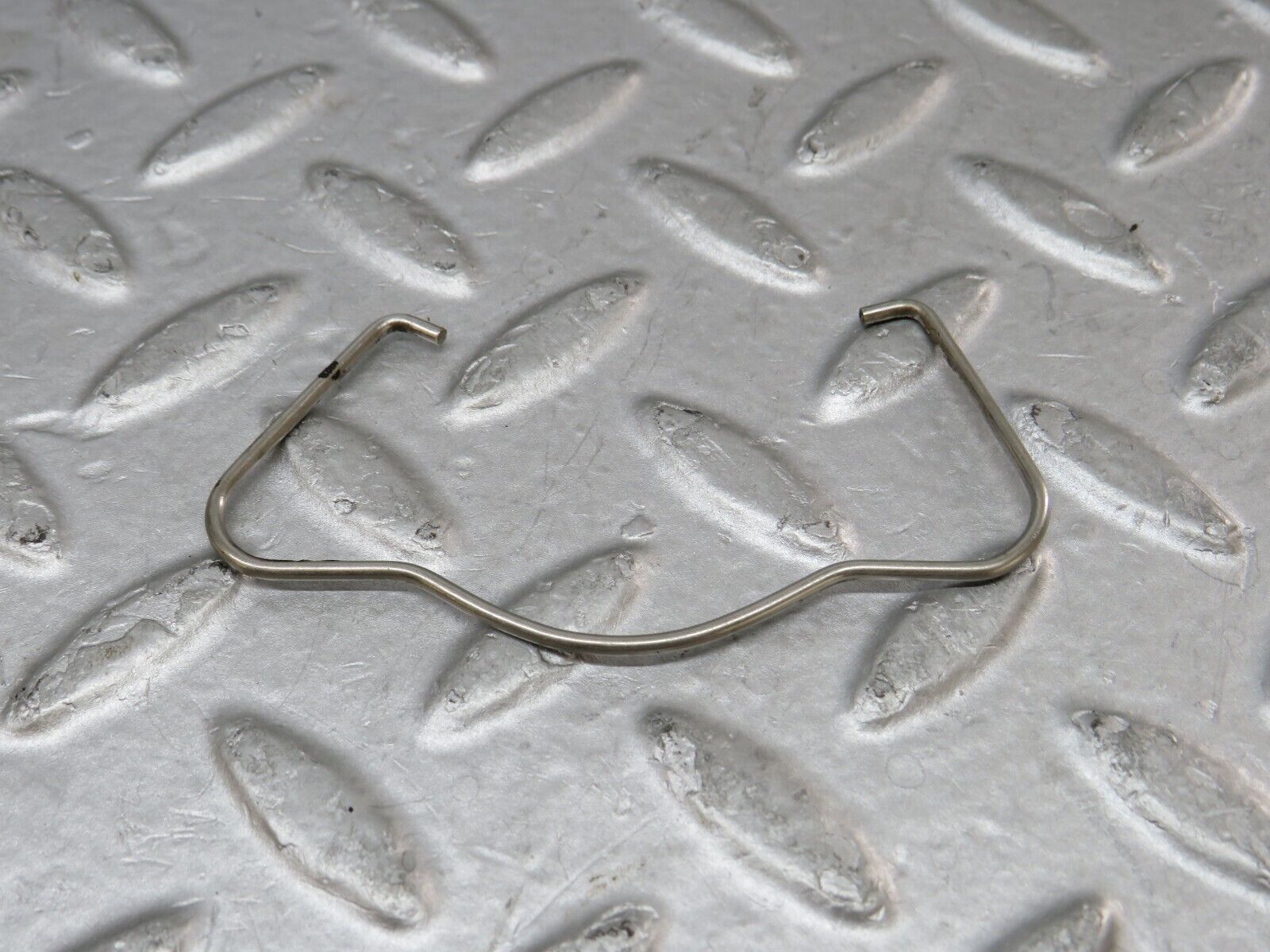 36379 Mercedes-Benz W126 420SE Headlight Lid Cover