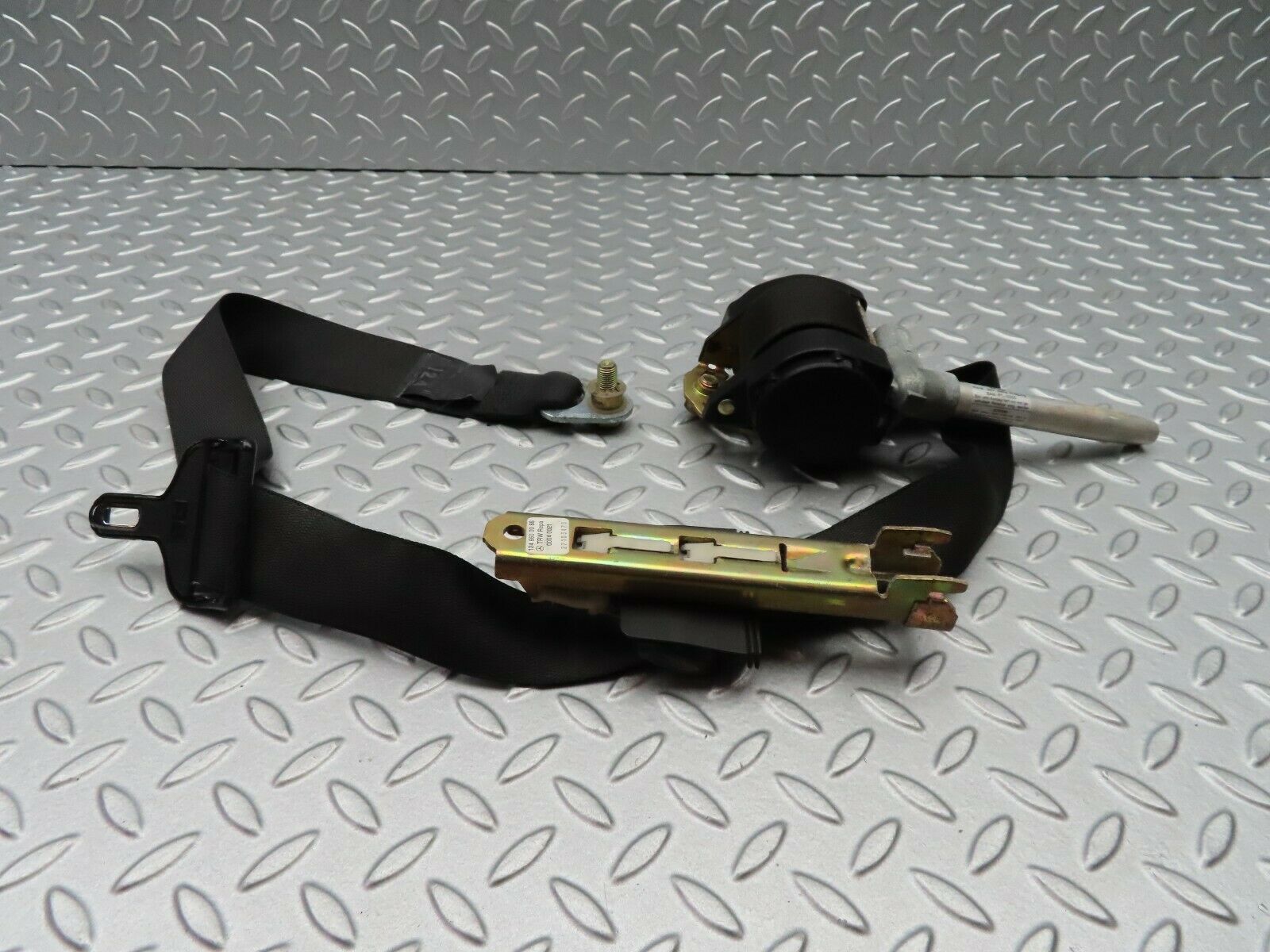 5366 Mercedes-Benz W124 230E Seat Belt Front Right 1248600686