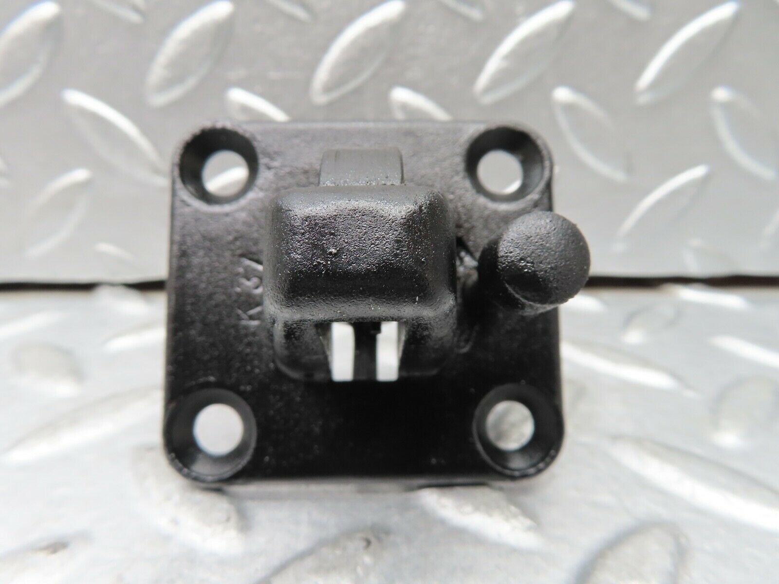 20371 Mercedes-Benz W114 280CE Coupe Bonnet Lock Catch