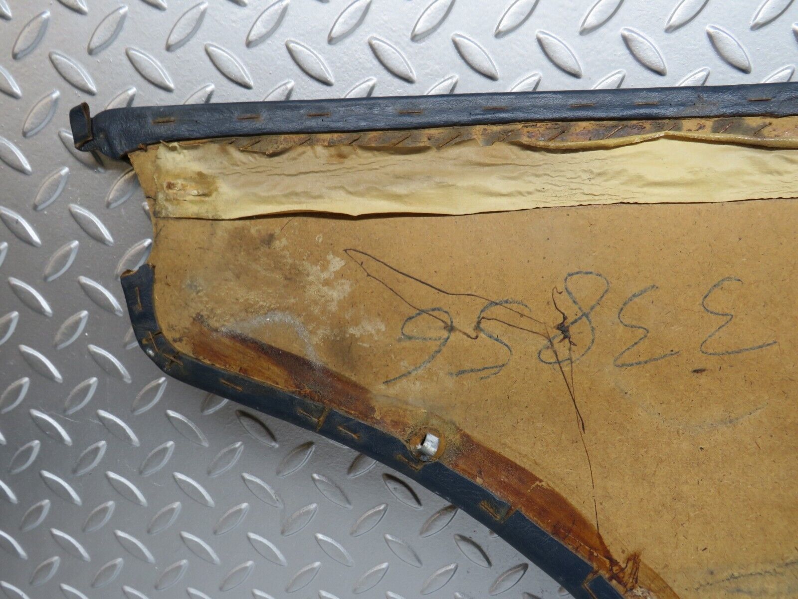 37287 Mercedes-Benz W109 300SEL Rear Right Door Card Blue