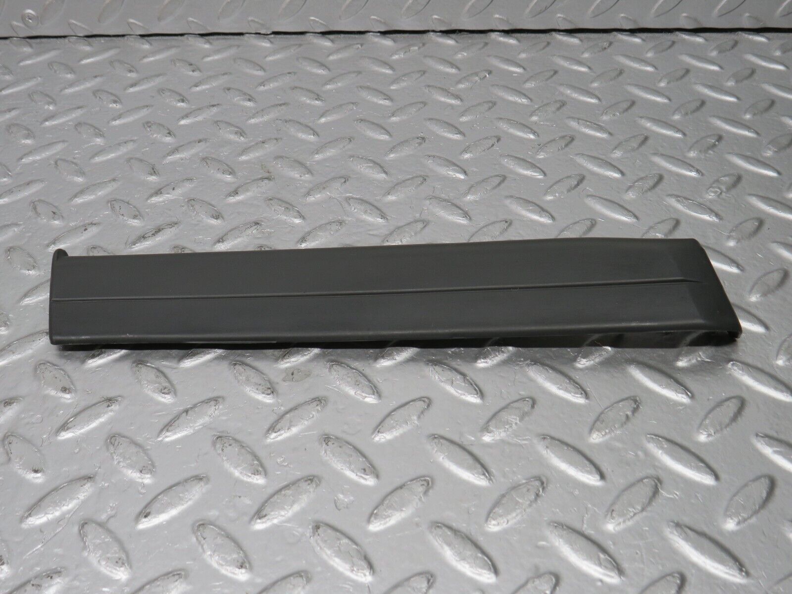 33783 Mercedes-Benz W201 190E 2.0L Front Left Fender Wing Lower Moulding Trim