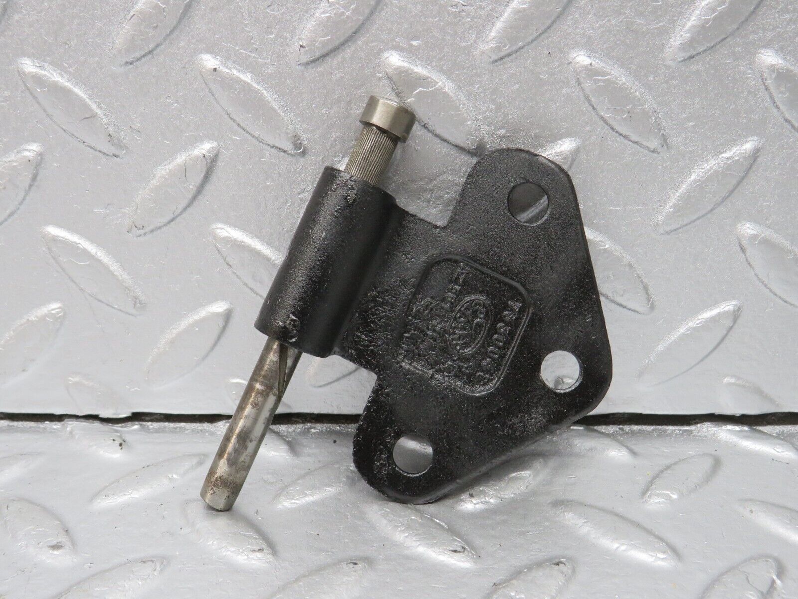 40421 Mercedes-Benz W110 230 Rear Left Door Hinge