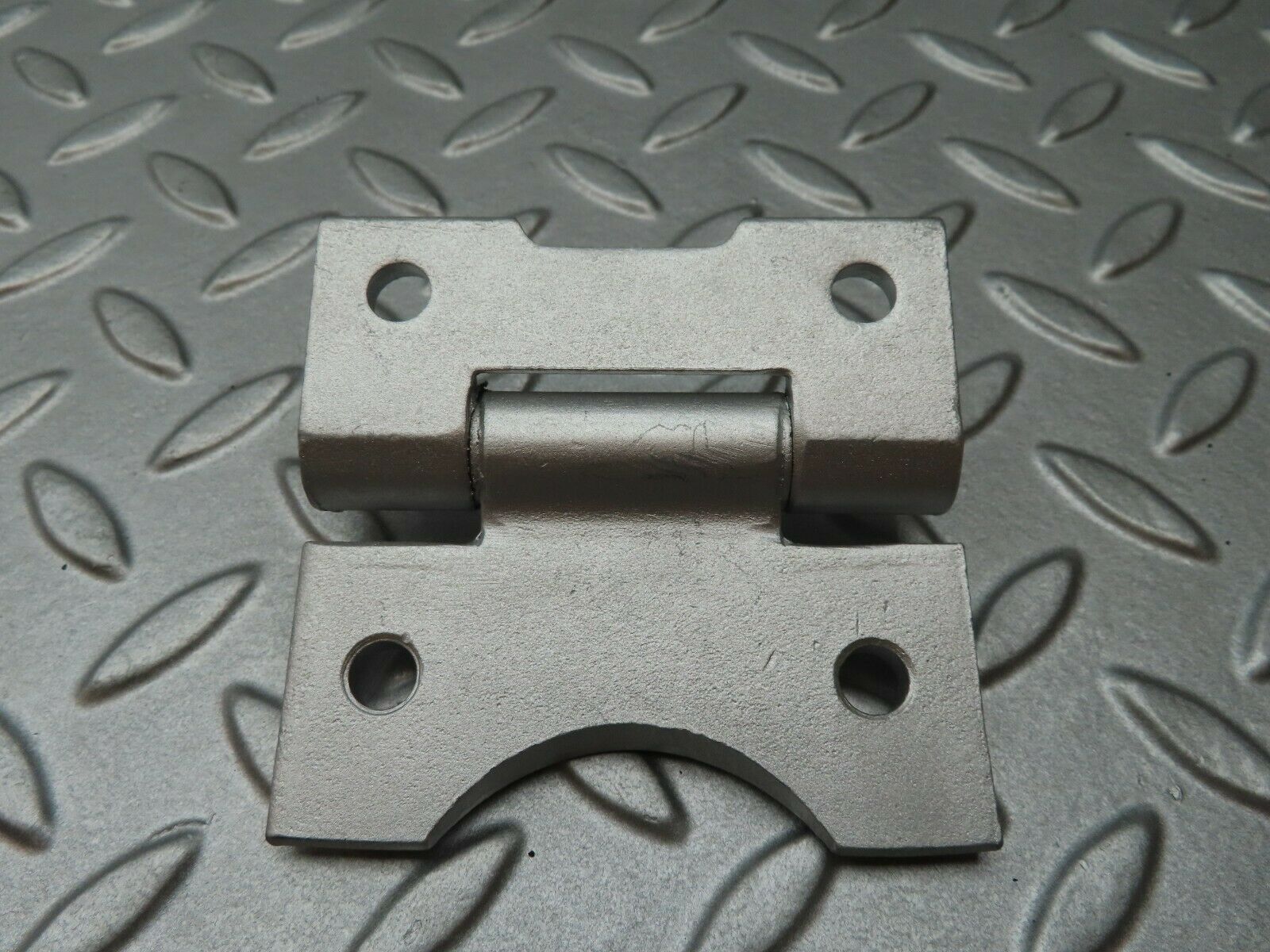 4496 Mercedes-Benz W123 230E Door Hinge 1237200037