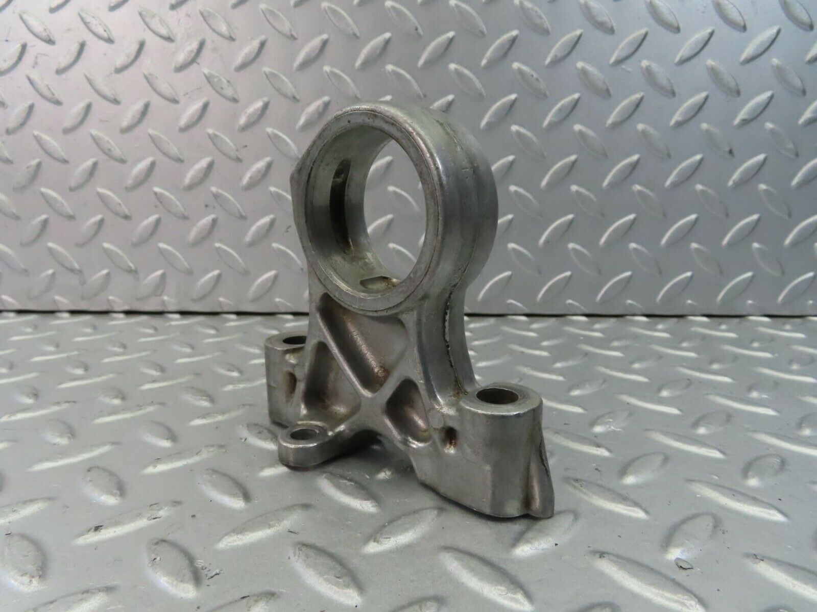 8952 Mercedes-Benz W108 Camshaft Tower Bearing 1140510916