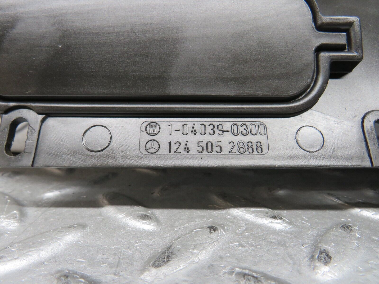 37782 Mercedes-Benz A124 320E Cabriolet Cooling Fan Shroud Left 1245052888