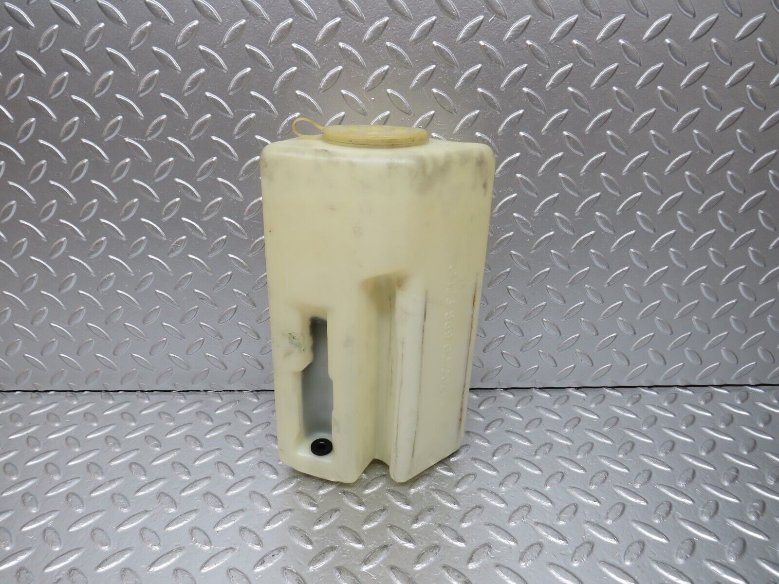 31056 Mercedes-Benz W123 200D Windscreen Washer Fluid Reservoir 1238690720