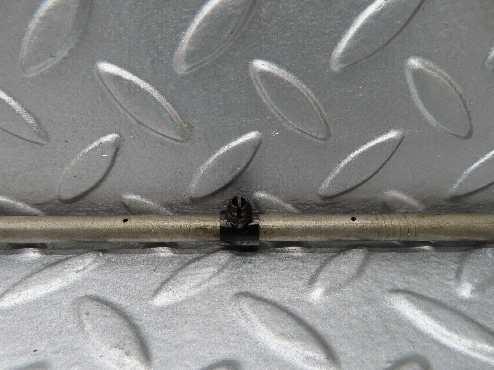 16556 Mercedes-Benz C107 350SLC Coupe Camshaft Oil Tube