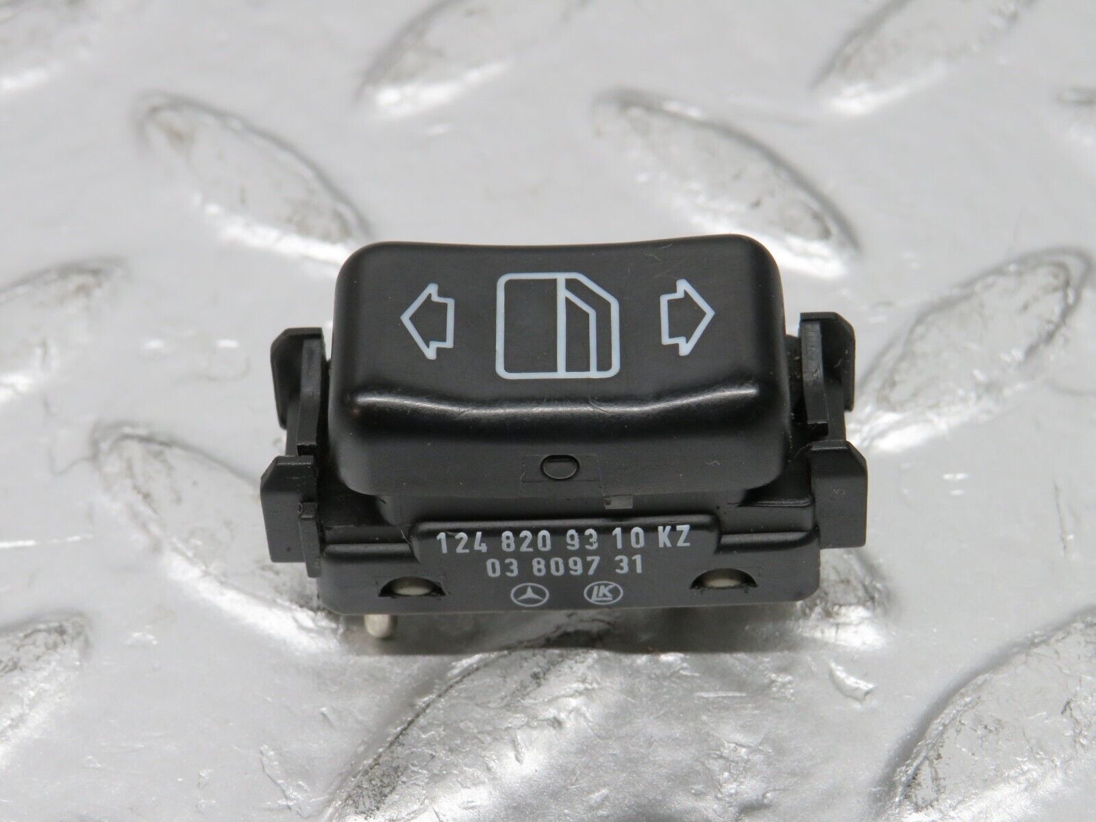 31383 Mercedes-Benz S124 220TE Electric Window Switch Left Side 1248209310