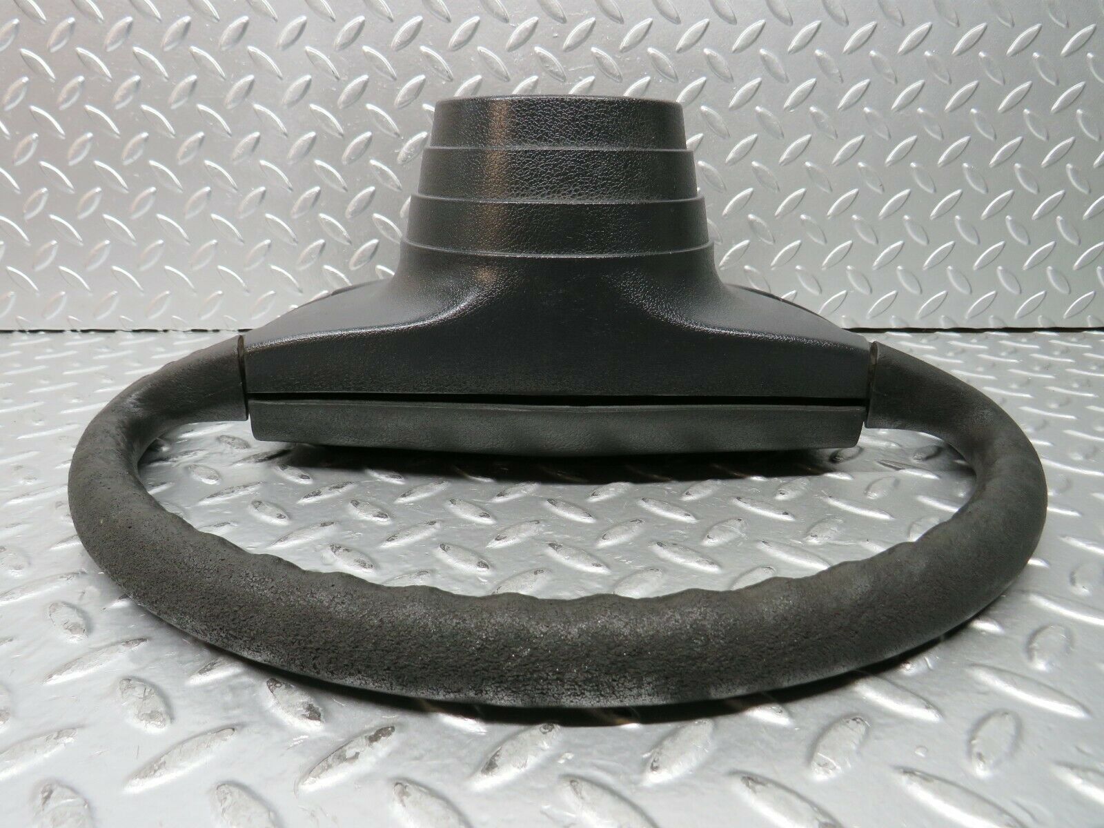 23267 Mercedes-Benz W116 350SE Steering Wheel 1164640017