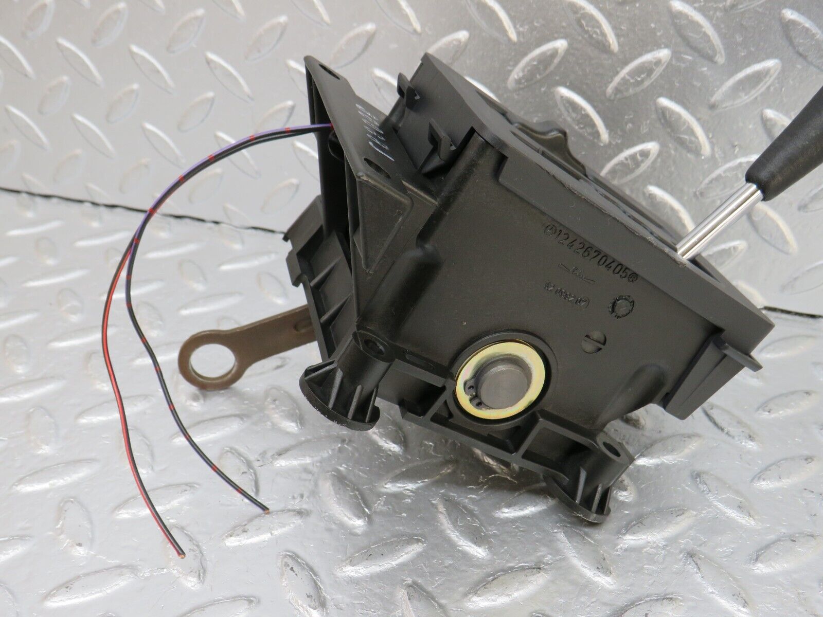 33720 Mercedes-Benz W201 190E 2.0L Automatic Gear Shift Selector 1242670405