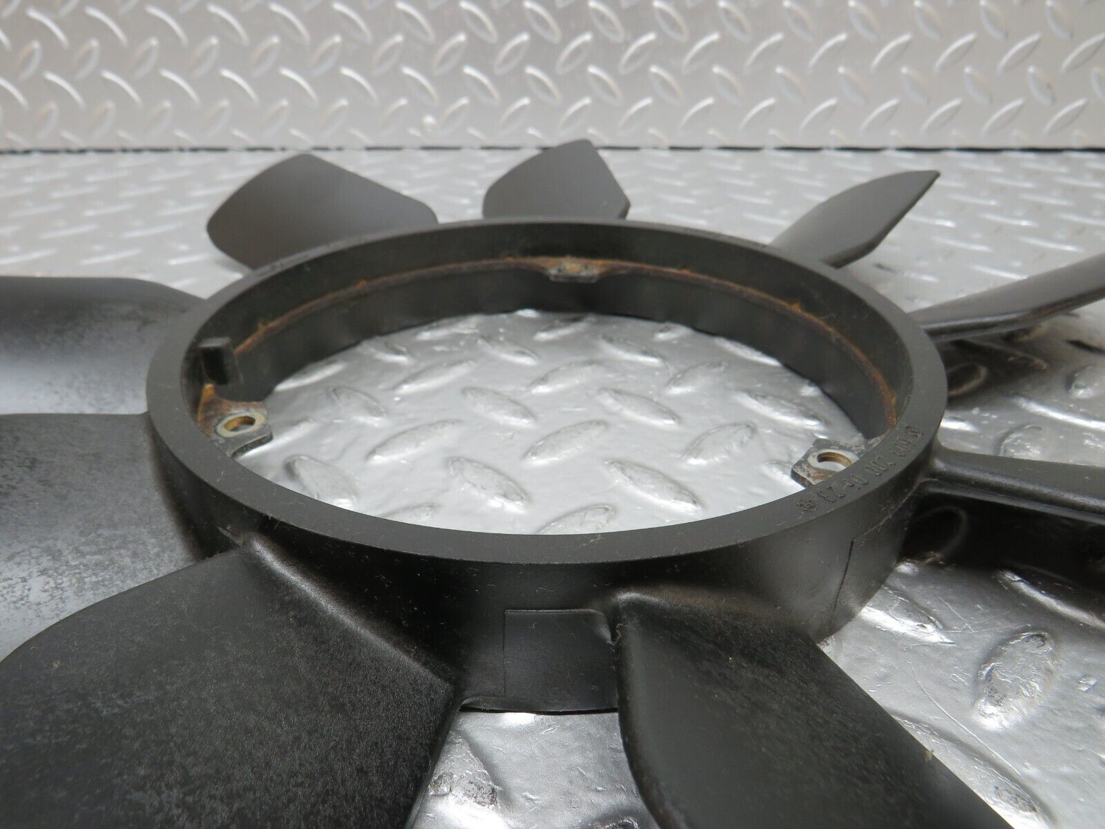 31432 Mercedes-Benz S124 220TE Wagon Engine Cooling Fan 6032000523