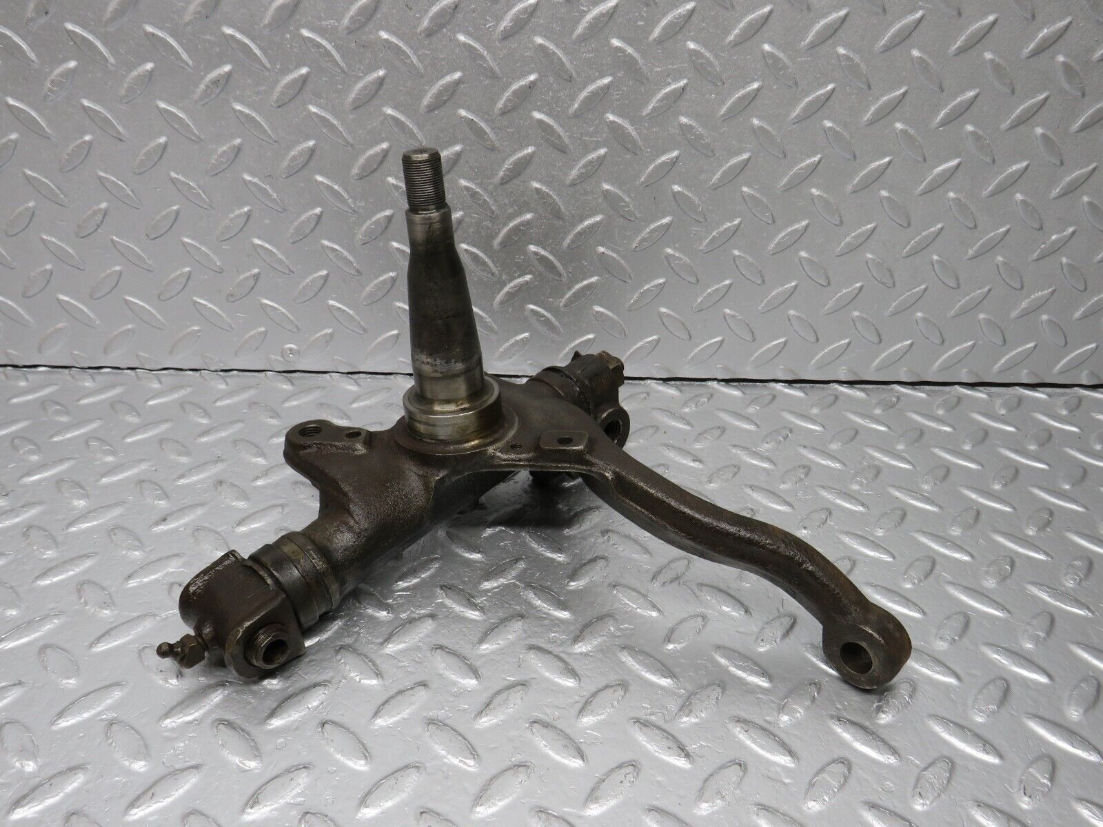 40394 Mercedes-Benz W110 230 Front Right Steering Knuckle