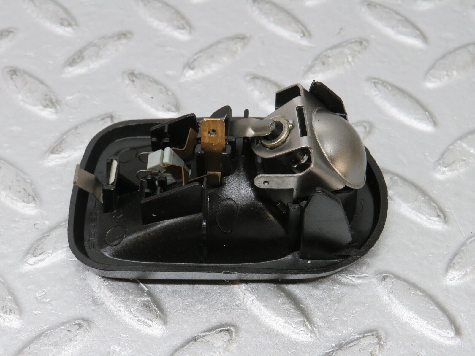 36077 Mercedes-Benz W126 420SE Rear Right Interior Light 1268200401