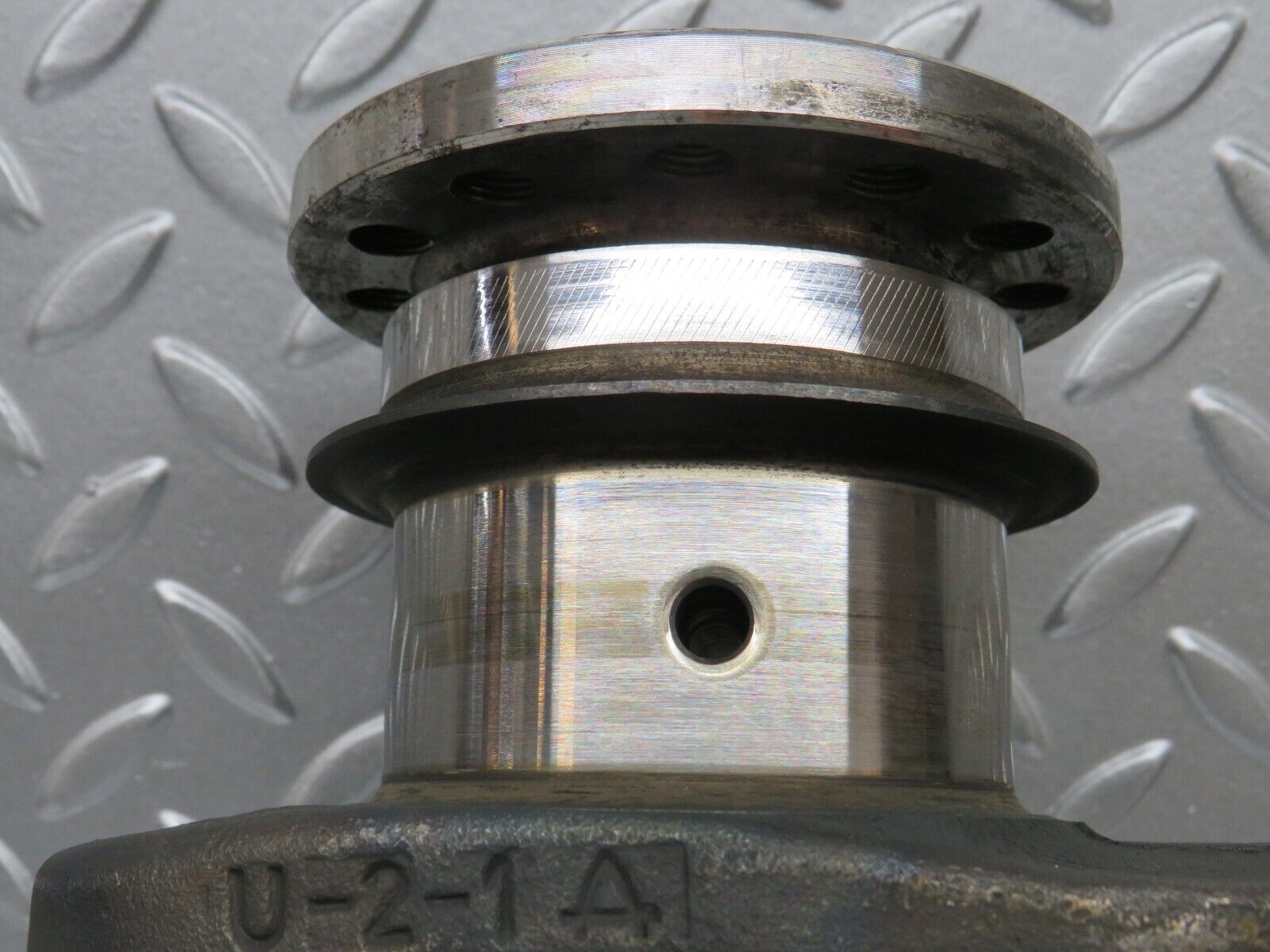 31137 Mercedes-Benz W123 200D Crankshaft 61516