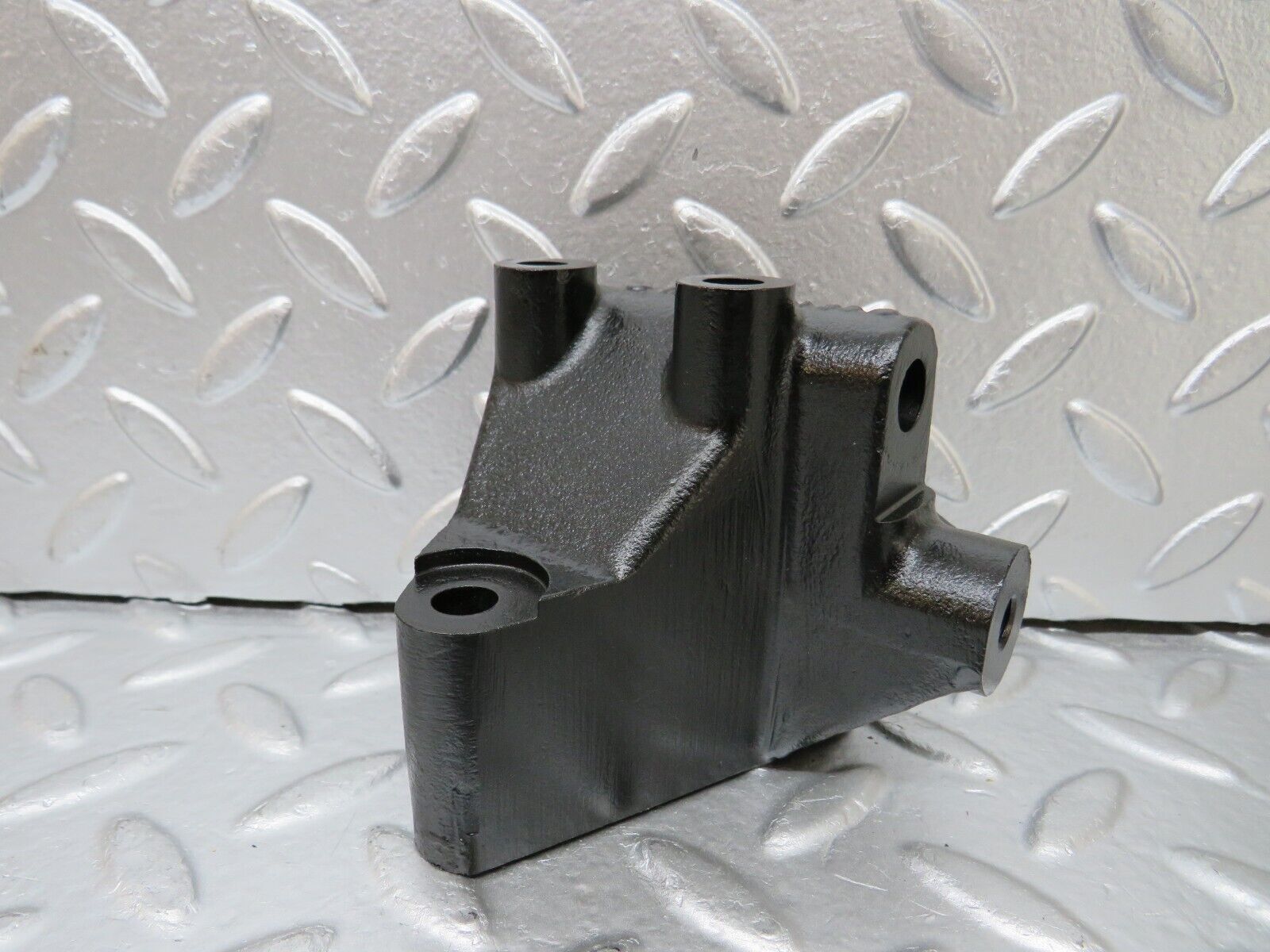 25534 Mercedes-Benz W123 200 Alternator Holder Bracket 1021550135