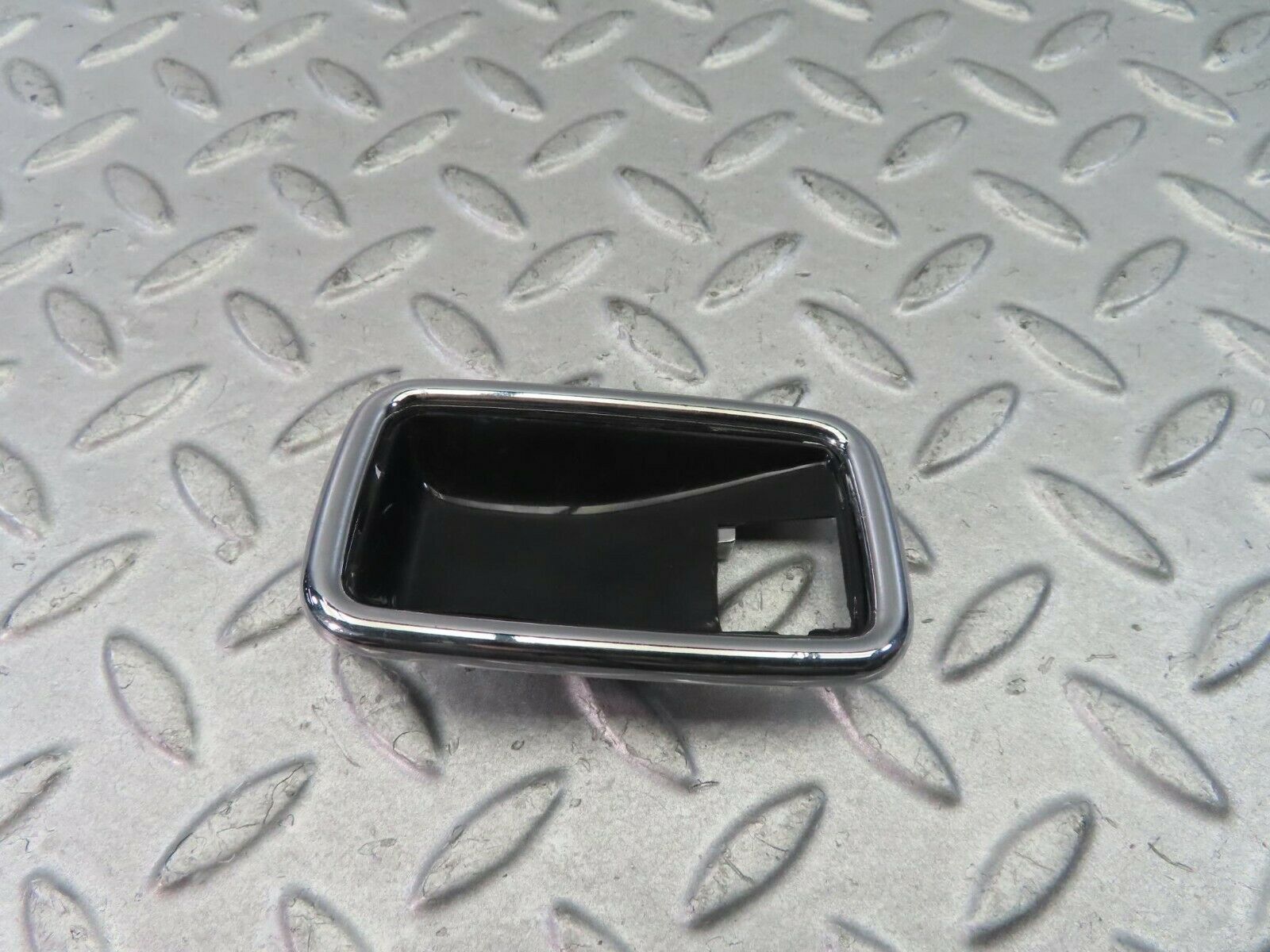 8655 Mercedes-Benz W108 Chrome Frame For Door Opener Right 1087660611