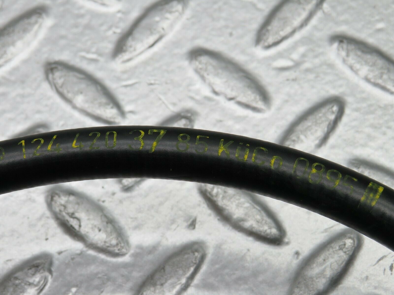 22485 Mercedes-Benz C124 E220 Coupe Handbrake Cable 1244203685