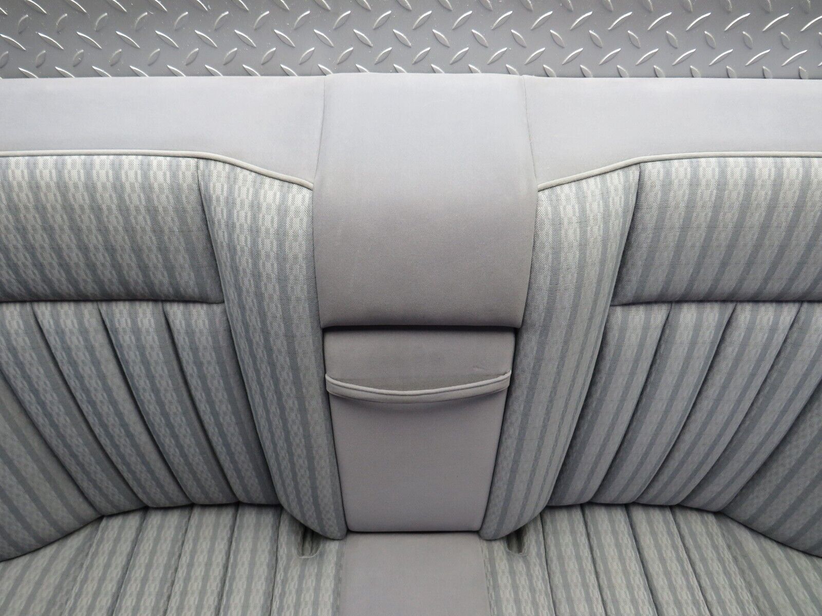 30325 Mercedes-Benz W124 230E Rear Seat 1249202216