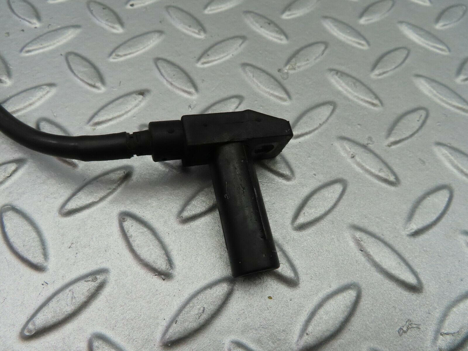 6812 Mercedes-Benz S124 E220 Wagon Crankshaft Position Sensor 0021534328