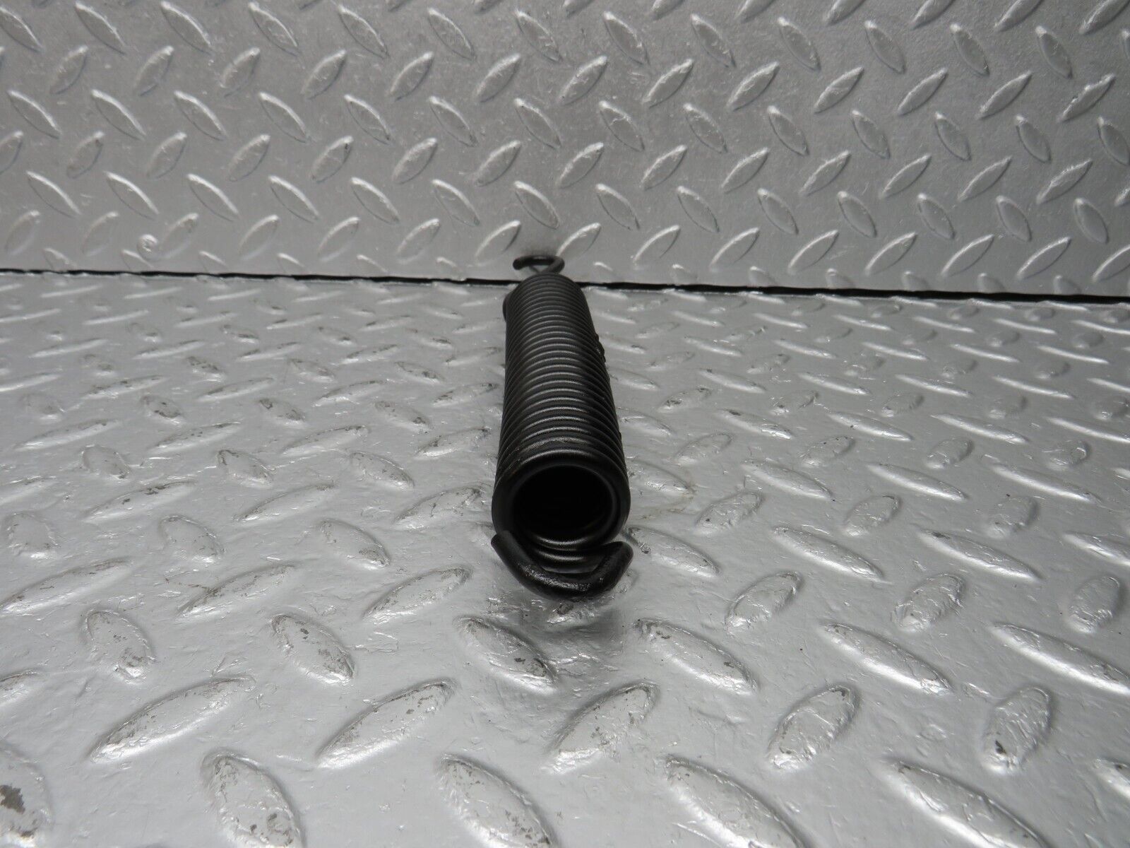 40546 Mercedes-Benz W123 300D Bonnet Hinge Spring