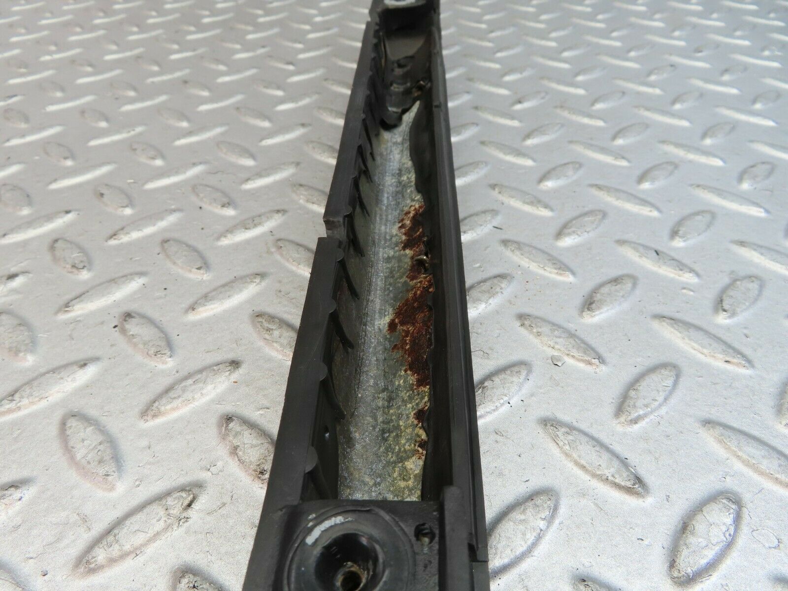 9608 Mercedes-Benz C123 280CE Coupe Tail Light Moulding Trim Left Side