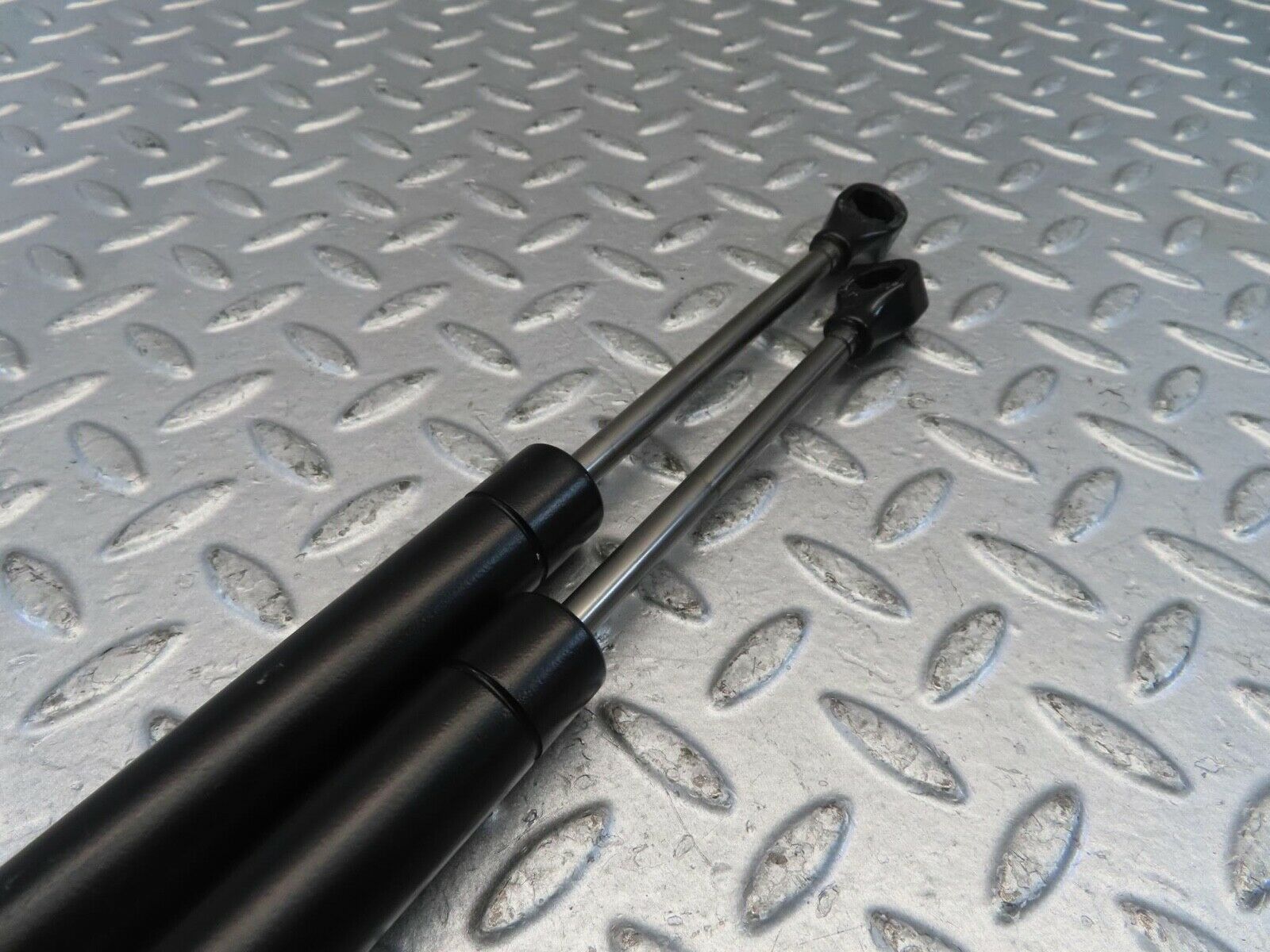 11202 Mercedes-Benz W221 S320 Front Door Check Strap Stopper 2217200016