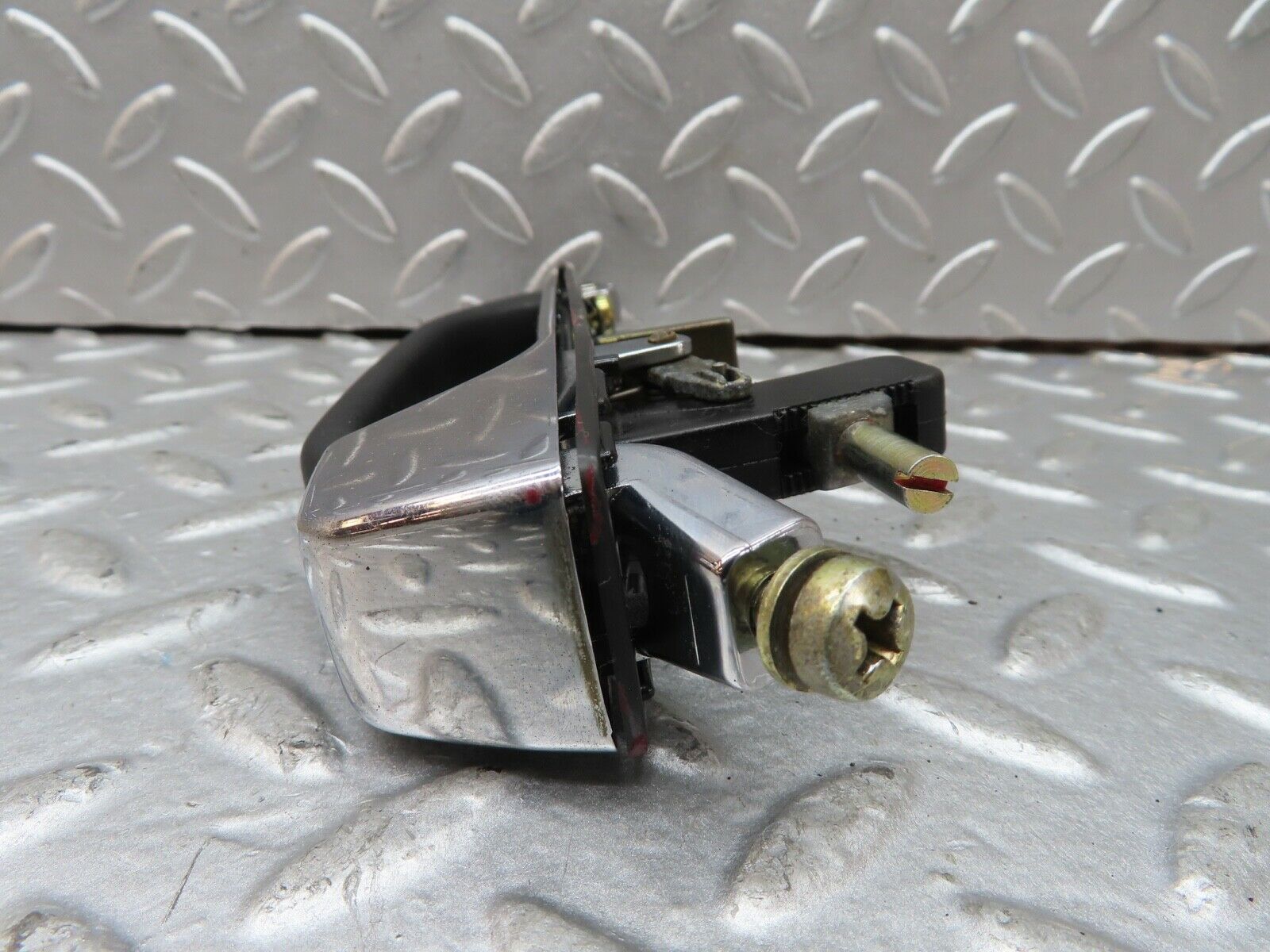 19151 Mercedes-Benz W123 300D Rear Exterior Door Handle 1237600359