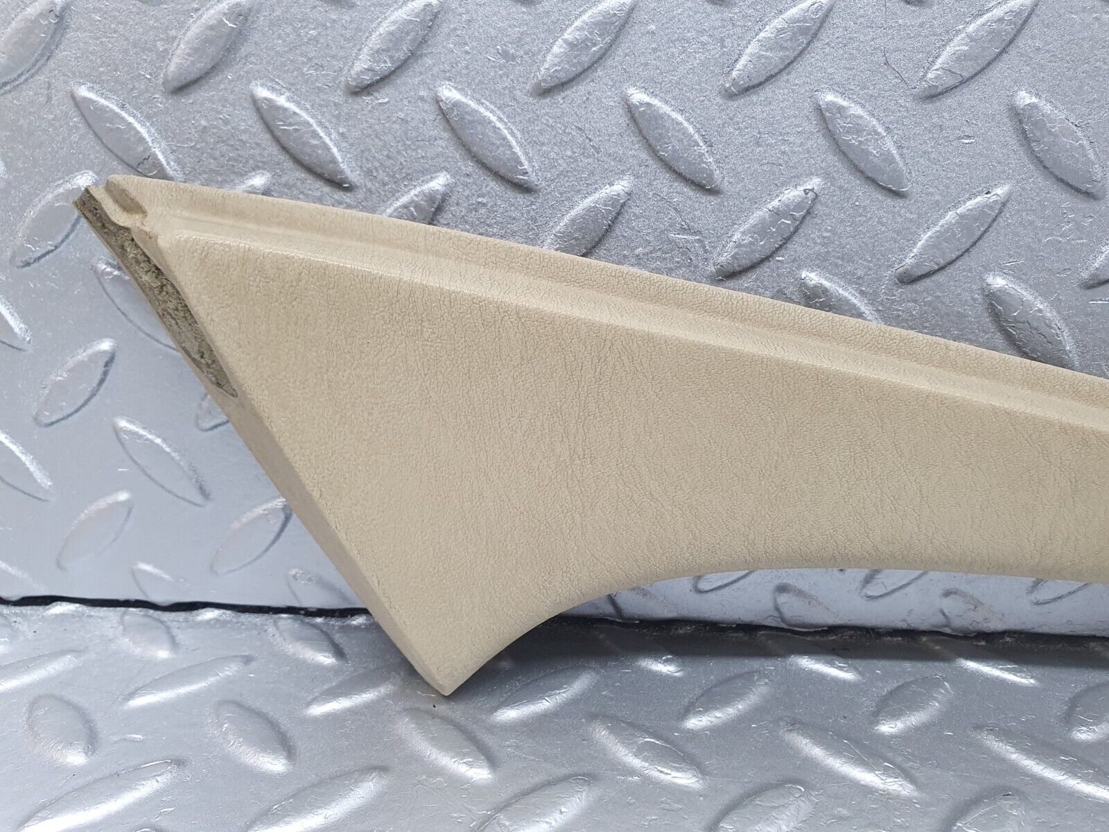 40934 Mercedes-Benz W126 300SE Rear Left Door Interior Trim Beige