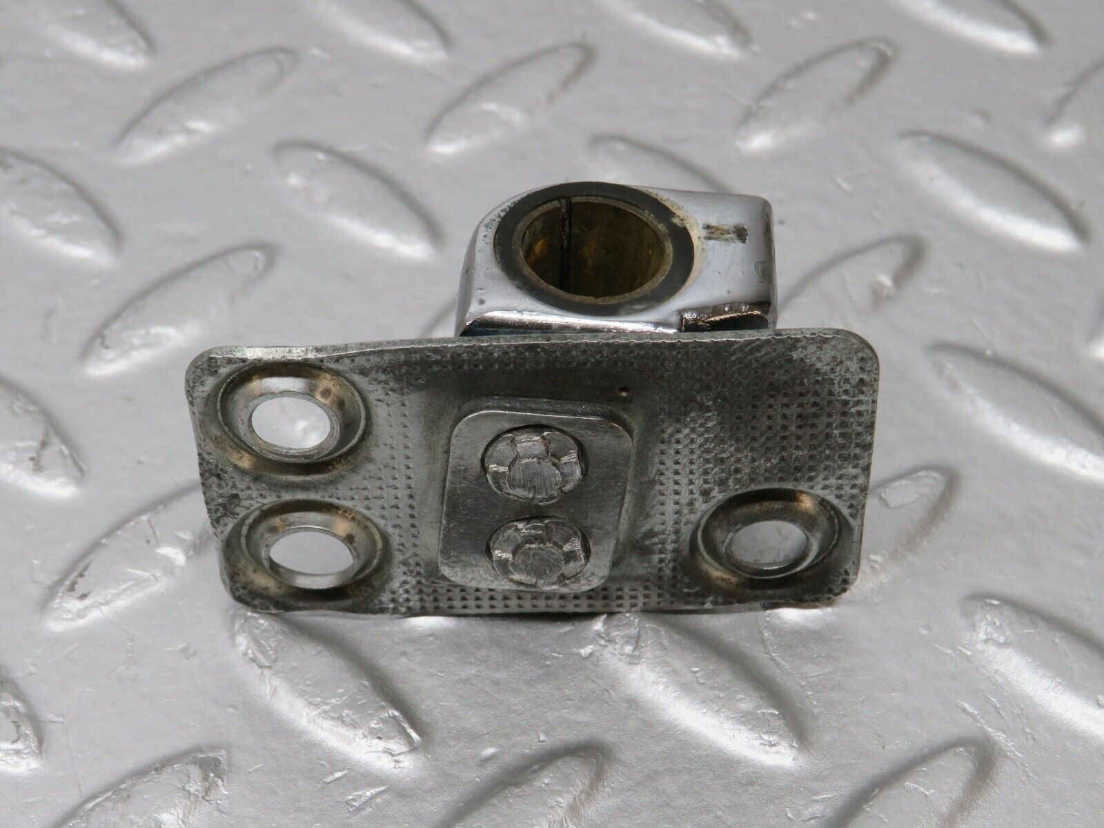 40285 Mercedes-Benz W110 230 Door Lock Latch Right Side