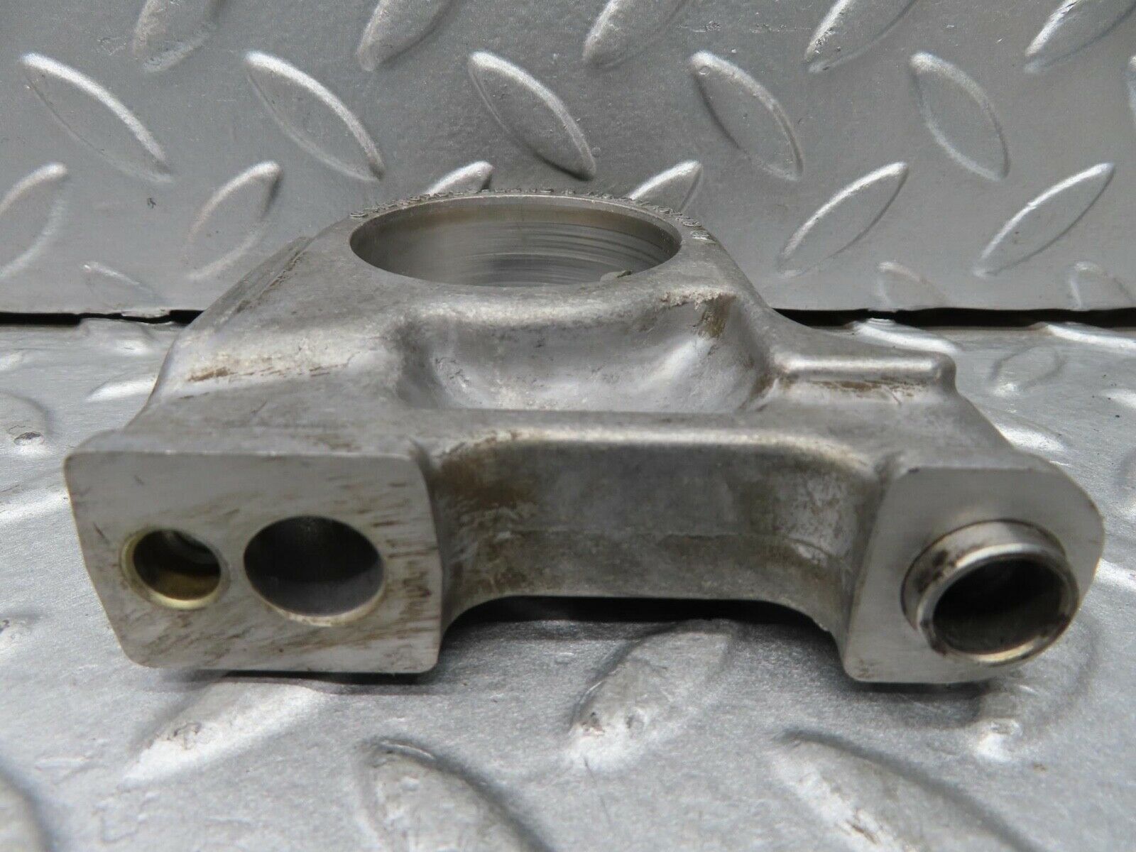 16722 Mercedes-Benz C107 380SLC Camshaft Tower Bearing 1160514612