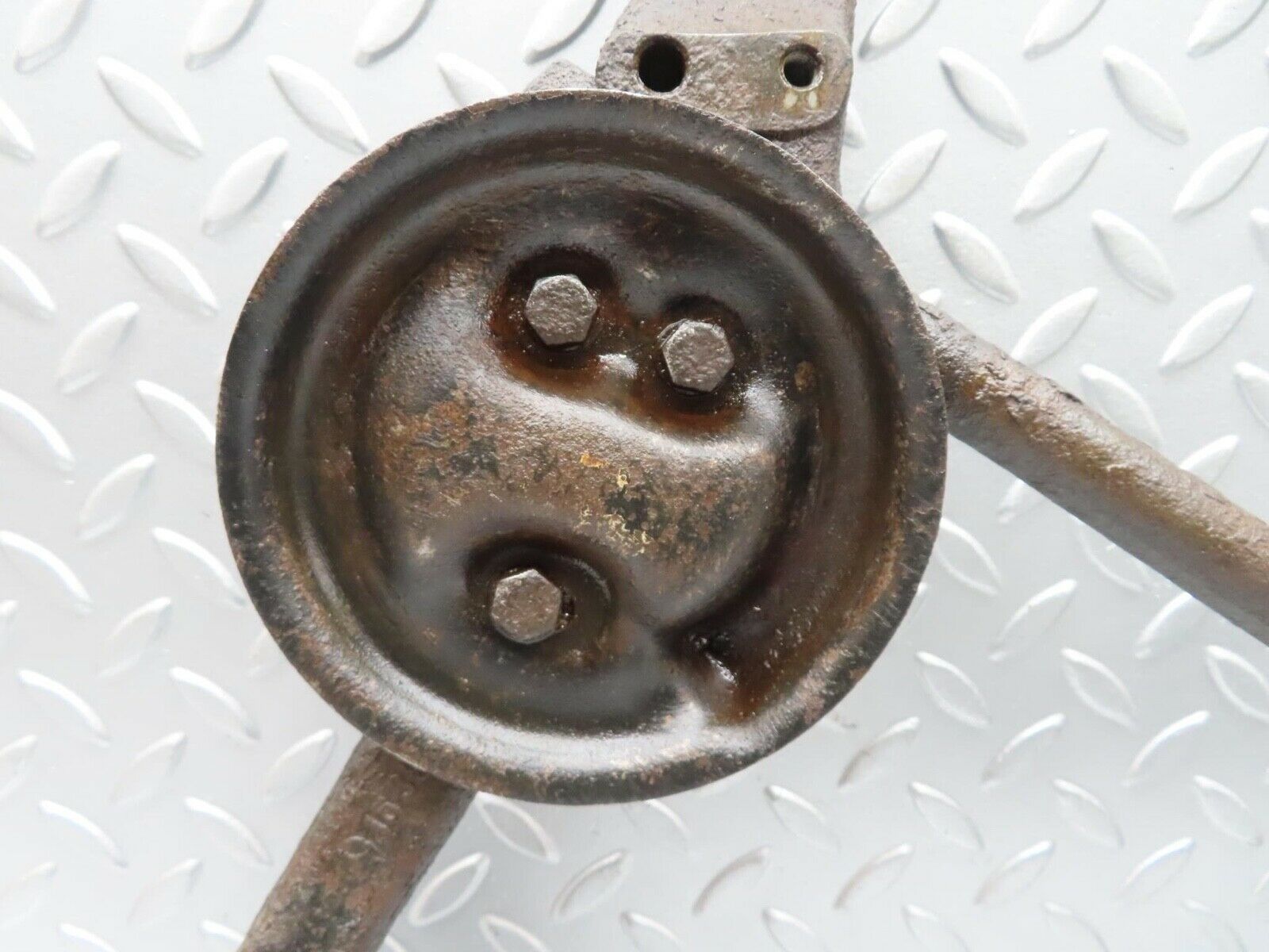 14818 Mercedes-Benz W116 350SE Front Right Lower Control Arm