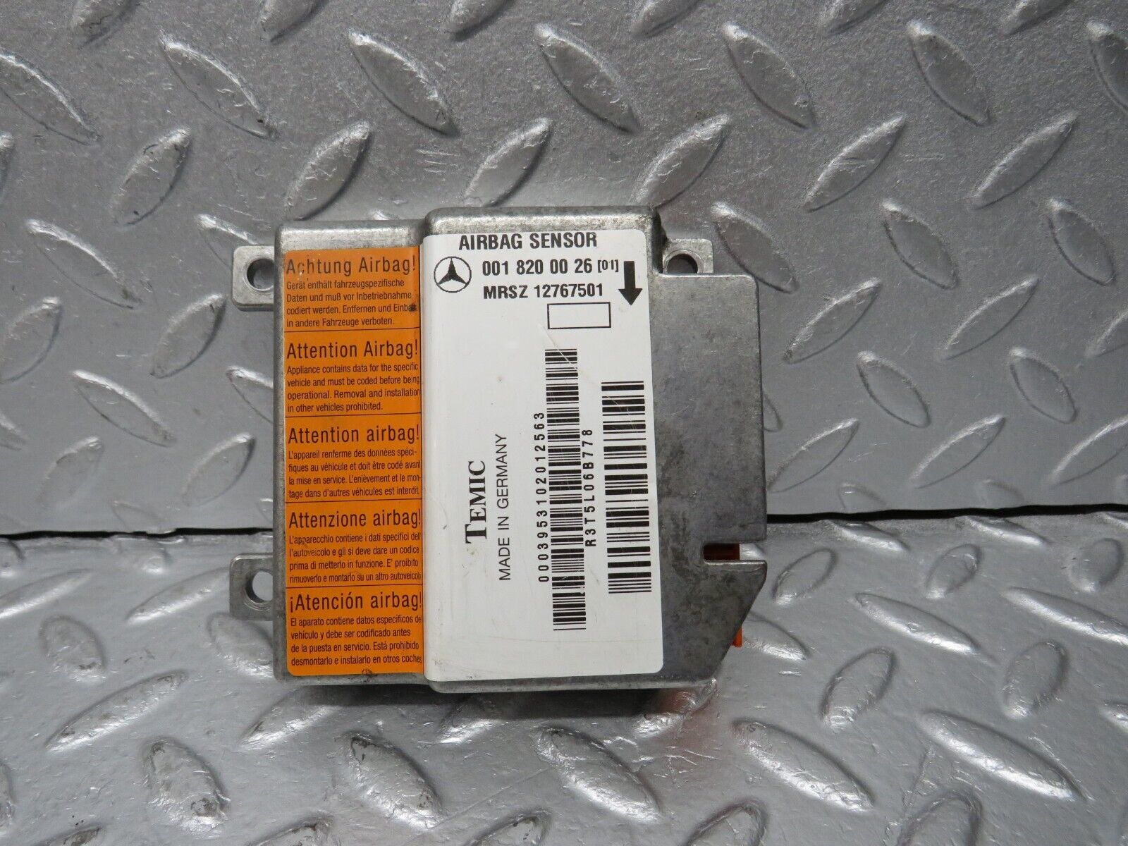 39483 Mercedes-Benz R129 320SL Coupe Airbag Crash Sensor Unit 0018200026