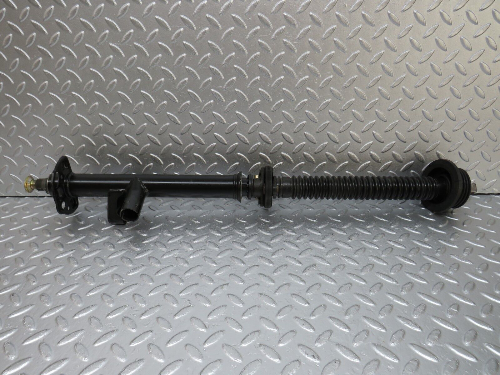 34117 Mercedes-Benz W124 260E Steering Column RHD