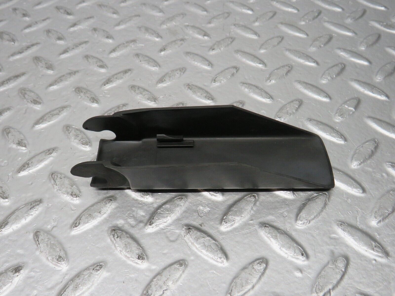 31626 Mercedes-Benz W201 190LE 1.8L Windscreen Wiper Arm Cover Bosch 1248240349