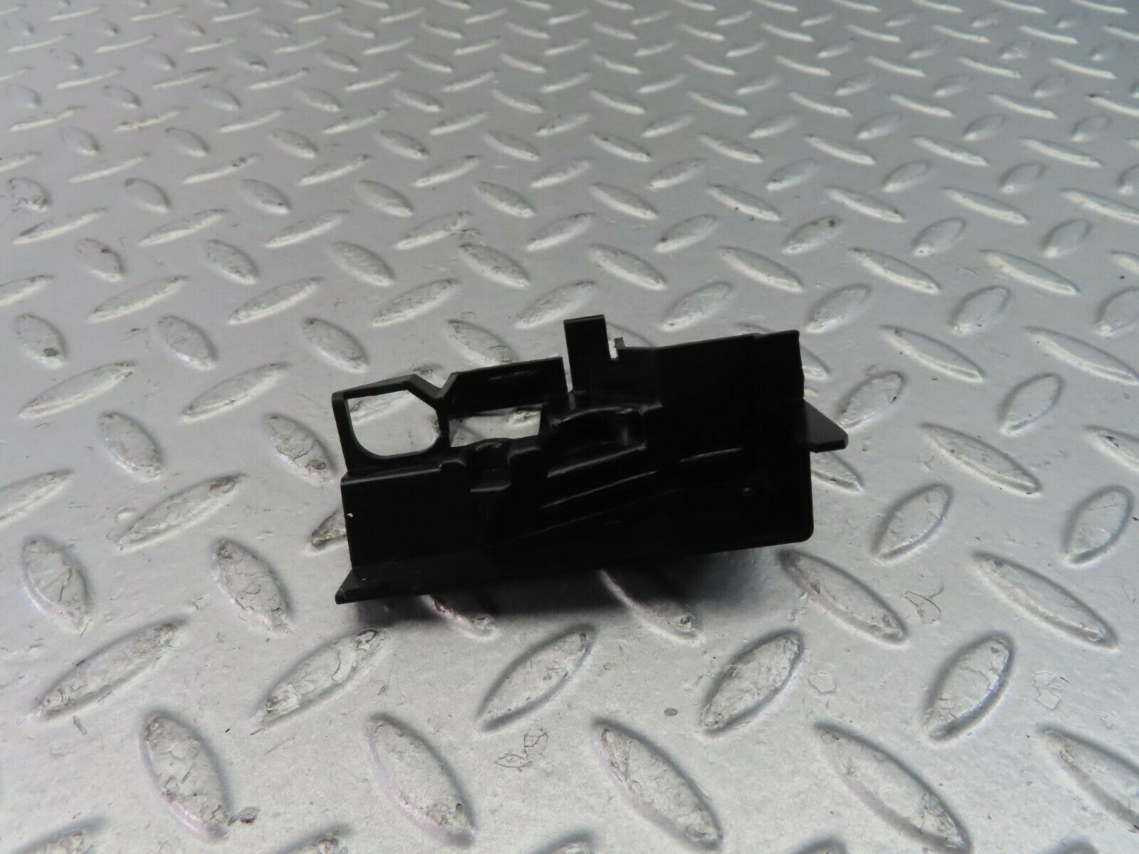 10398 Mercedes-Benz W201 190E Gear Selector Trim 1242670206