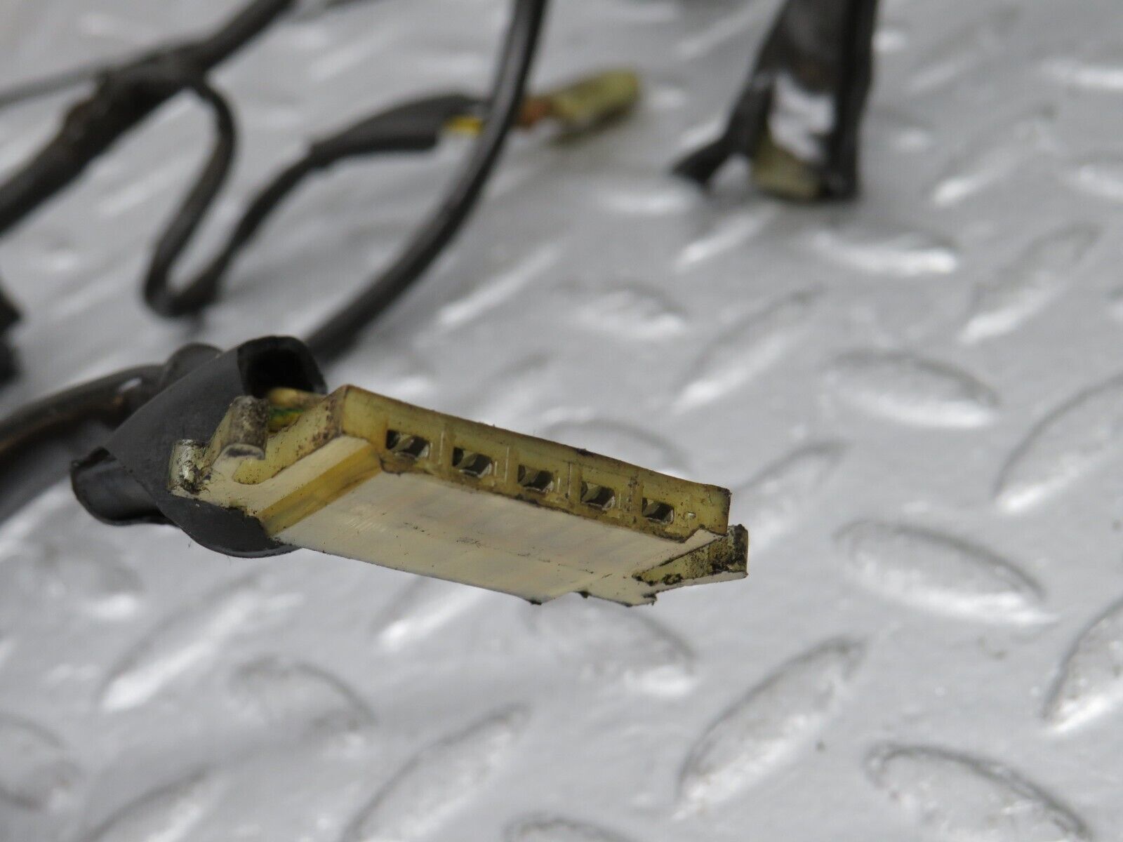 37576 Mercedes-Benz W109 300SEL ECU Wire Harness 0005451945