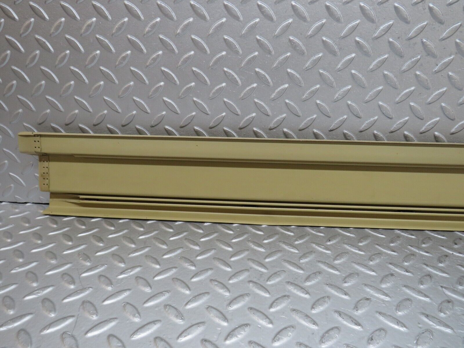 36926 Mercedes-Benz C126 420SEC Coupe Door Sill Left Side