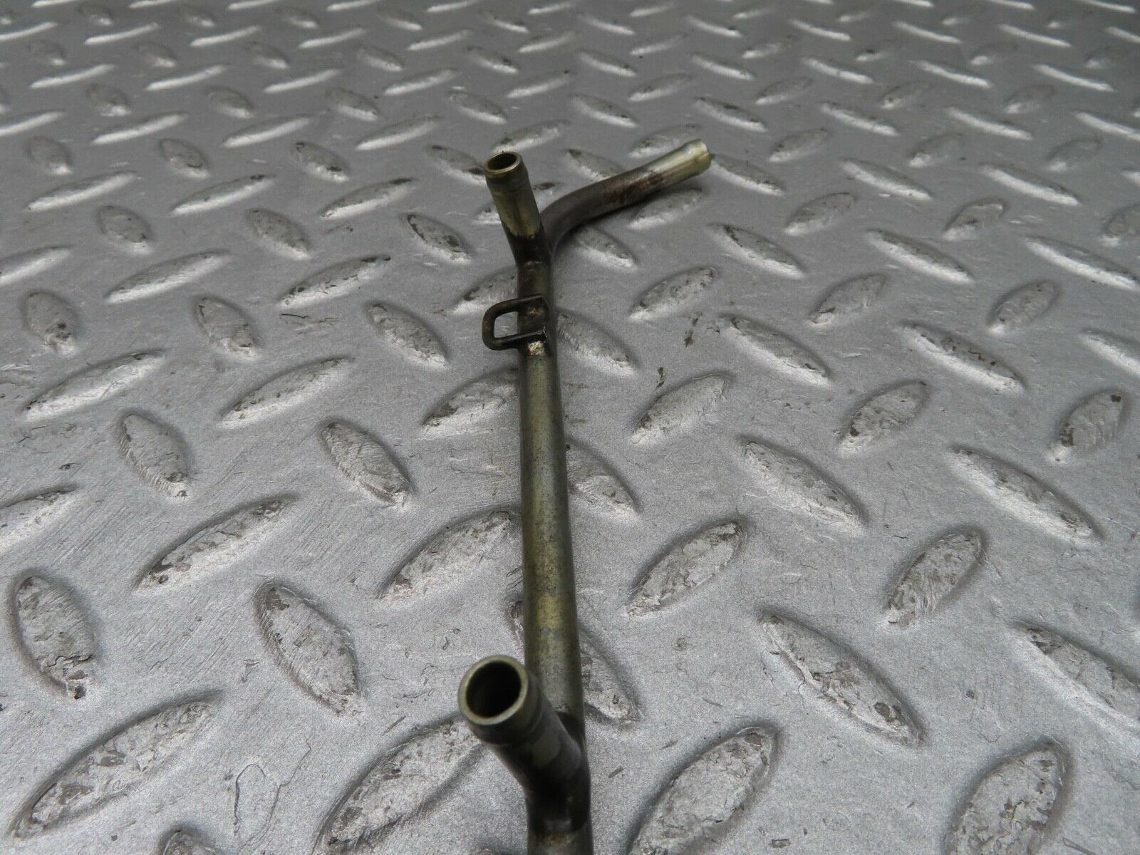 12450 Mercedes-Benz W108 280SE 3.5 Injector Fuel Pipe Left Side