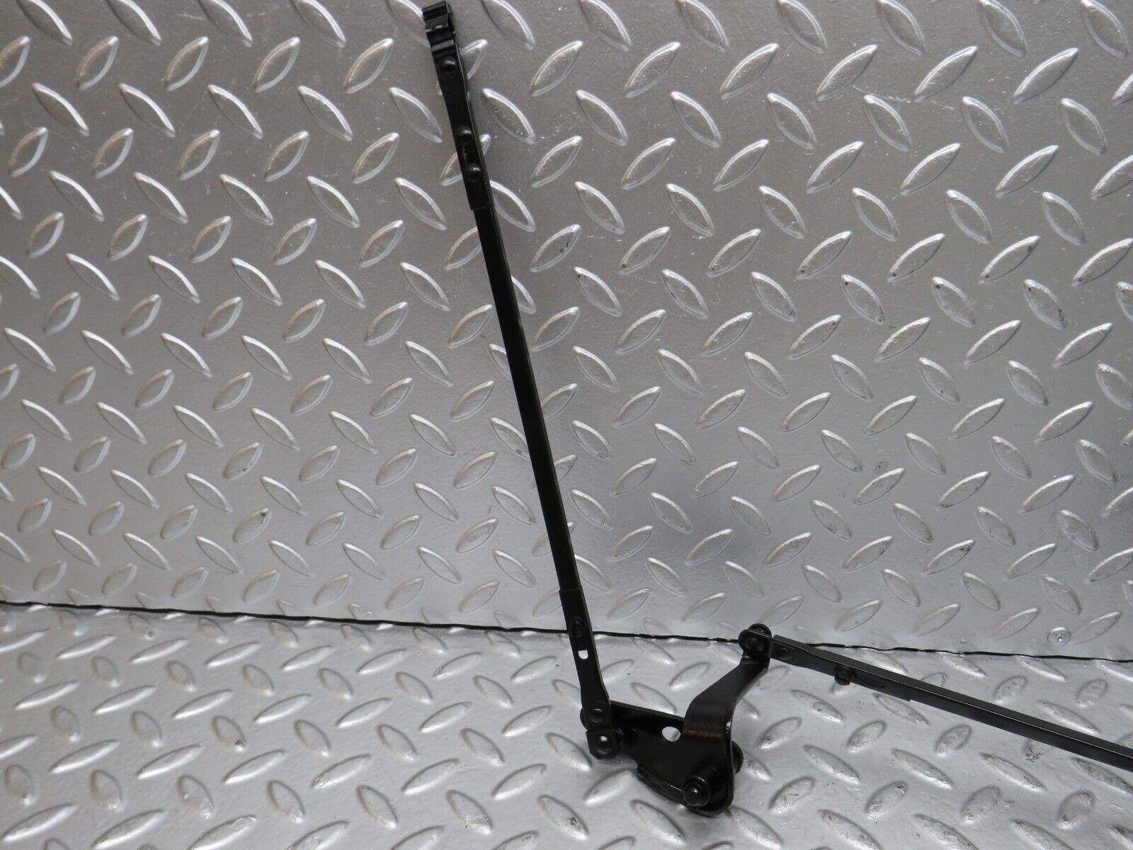 28081 Mercedes-Benz W123 280E Accelerator Pedal With Linkage