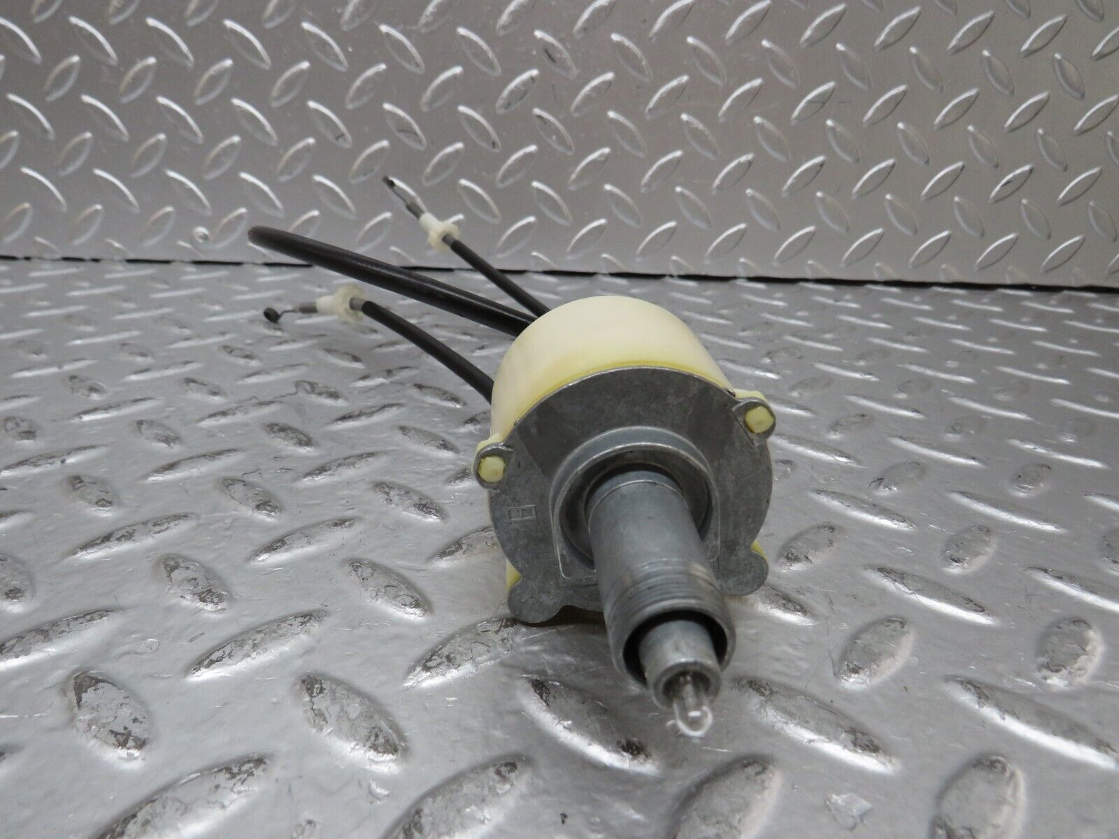 26602 Mercedes-Benz C124 220CE Coupe Heater Control Unit Switch 1248300185