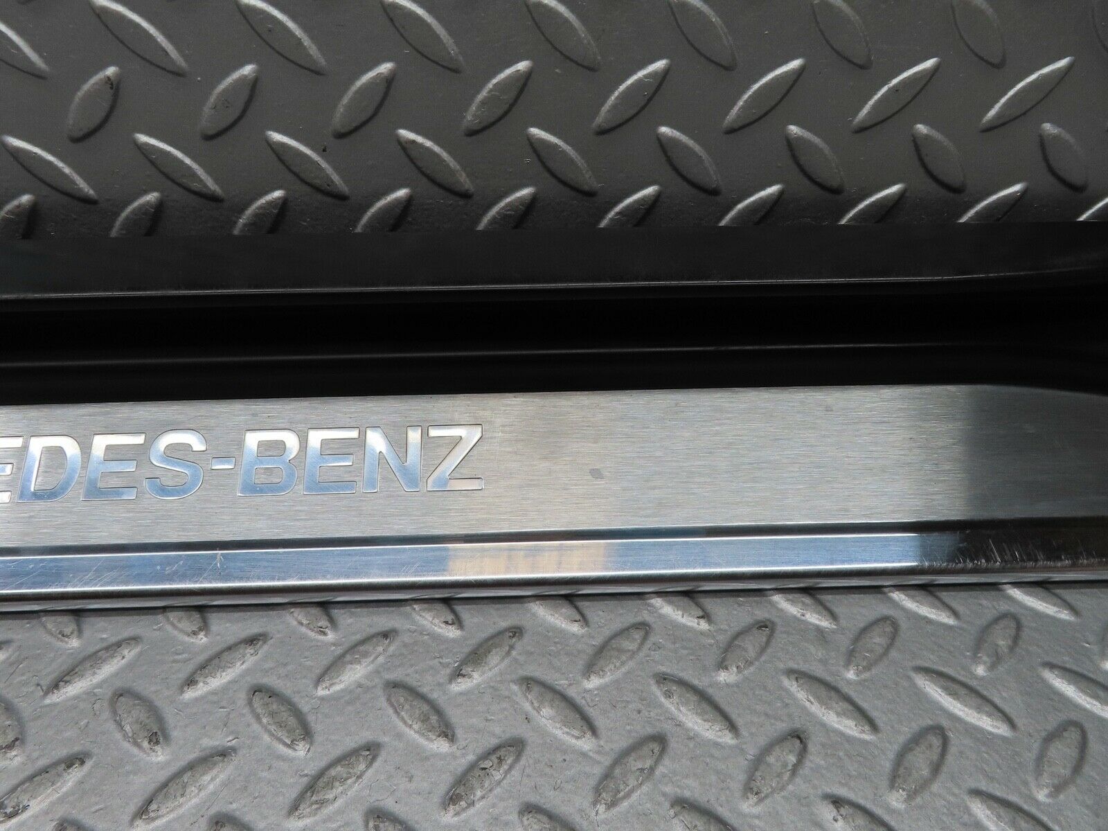 17310 Mercedes-Benz R129 300SL Coupe Right Door Sill 1296800435