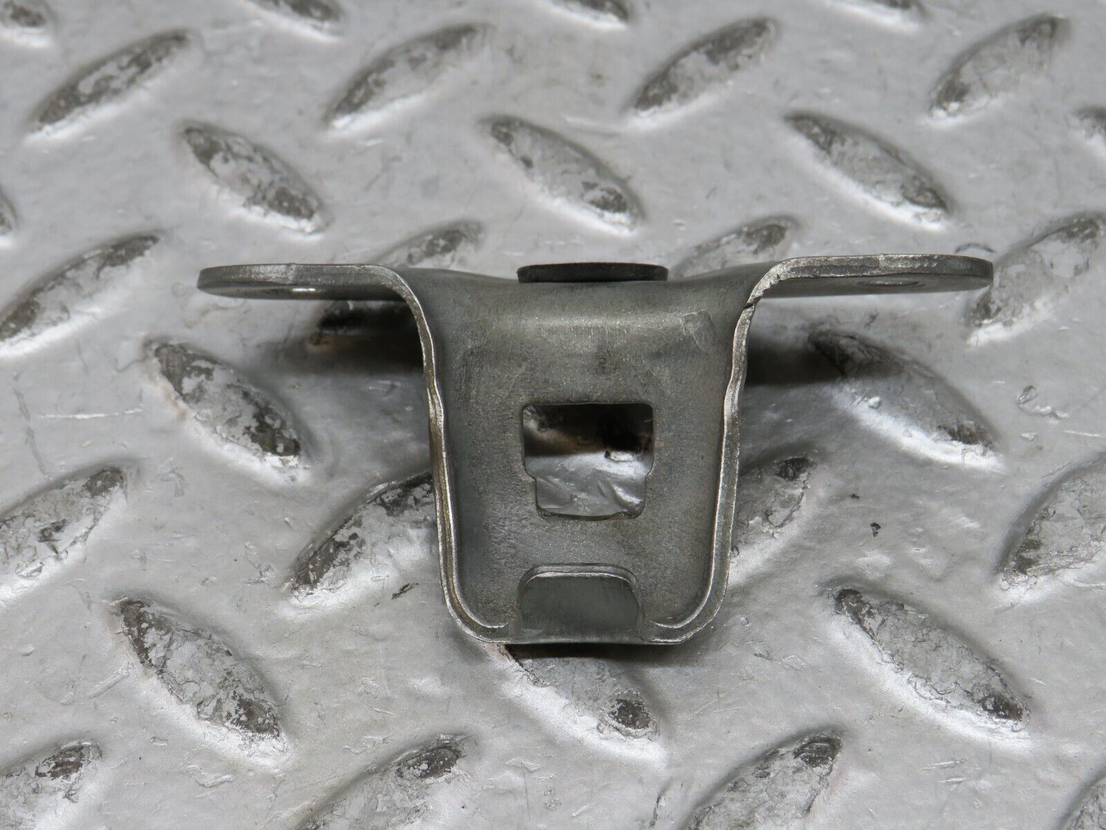 27877 Mercedes-Benz W123 280E Trunk Lock Latch 1237580150