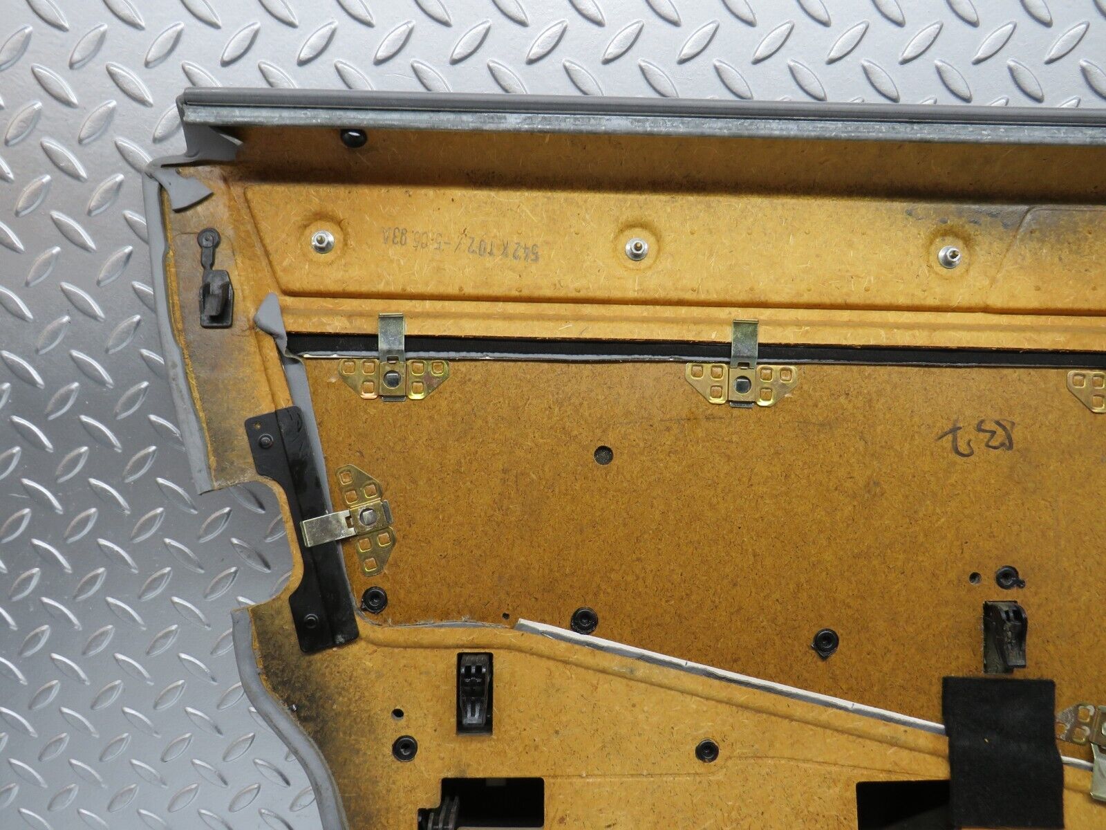 31178 Mercedes-Benz S124 220TE Wagon Front Right Door Card Grey