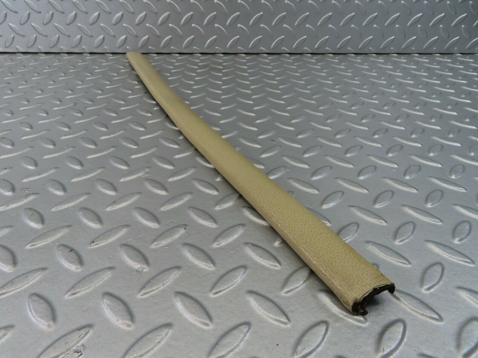 7234 Mercedes-Benz W116 450SE Rear Left Inner Window Trim