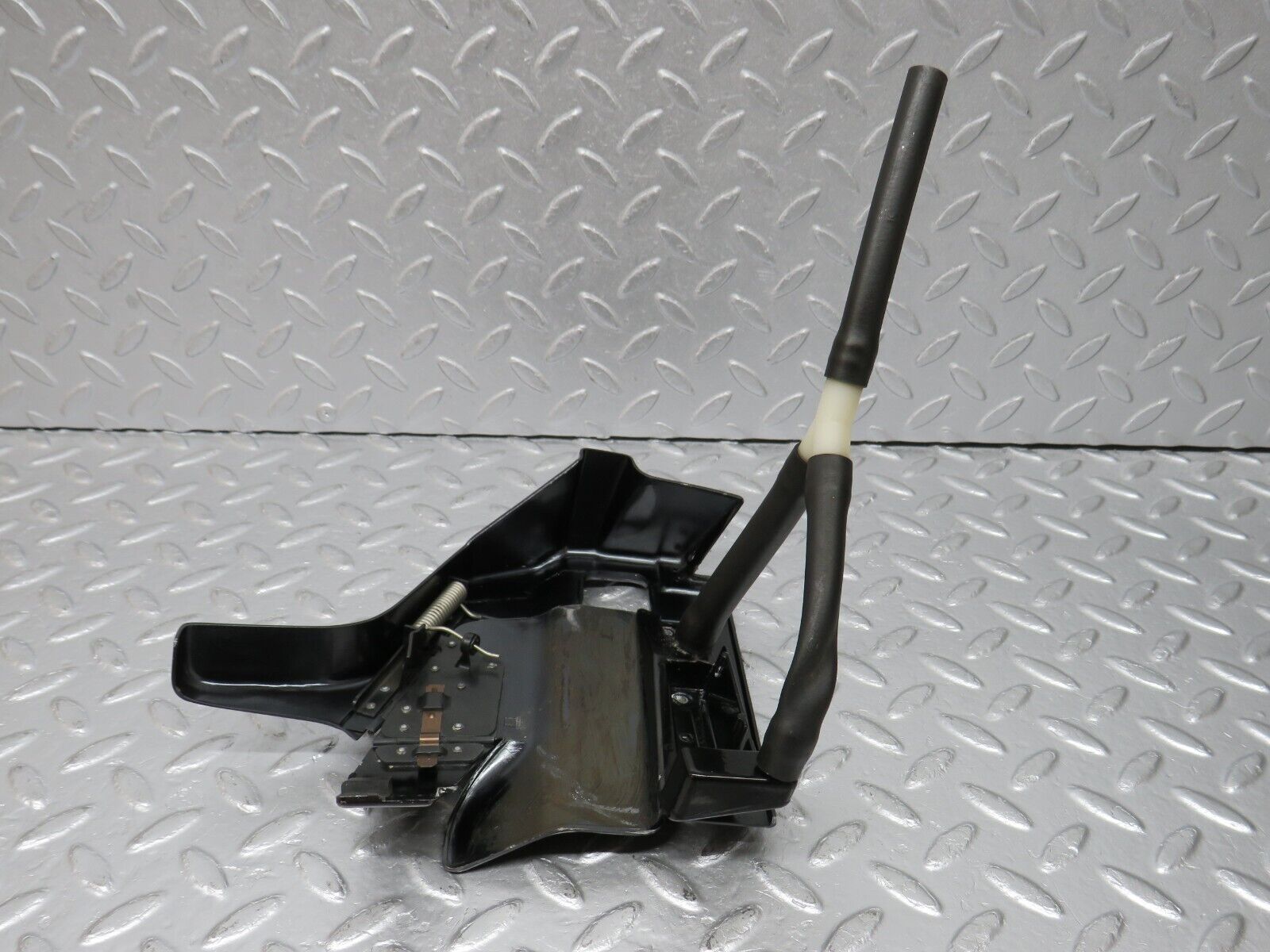 39403 Mercedes-Benz R129 320SL Coupe Roof Flap Cover Trim Left Side 1296930314